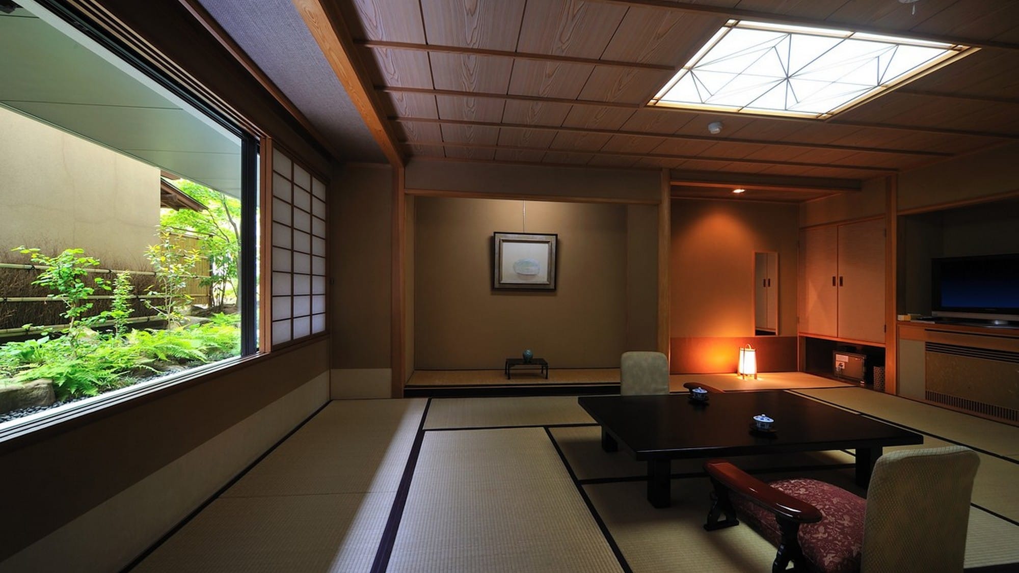Senkeien "Ivy" (non-smoking room) A spacious Honma. With a hot spring that flows directly from the source