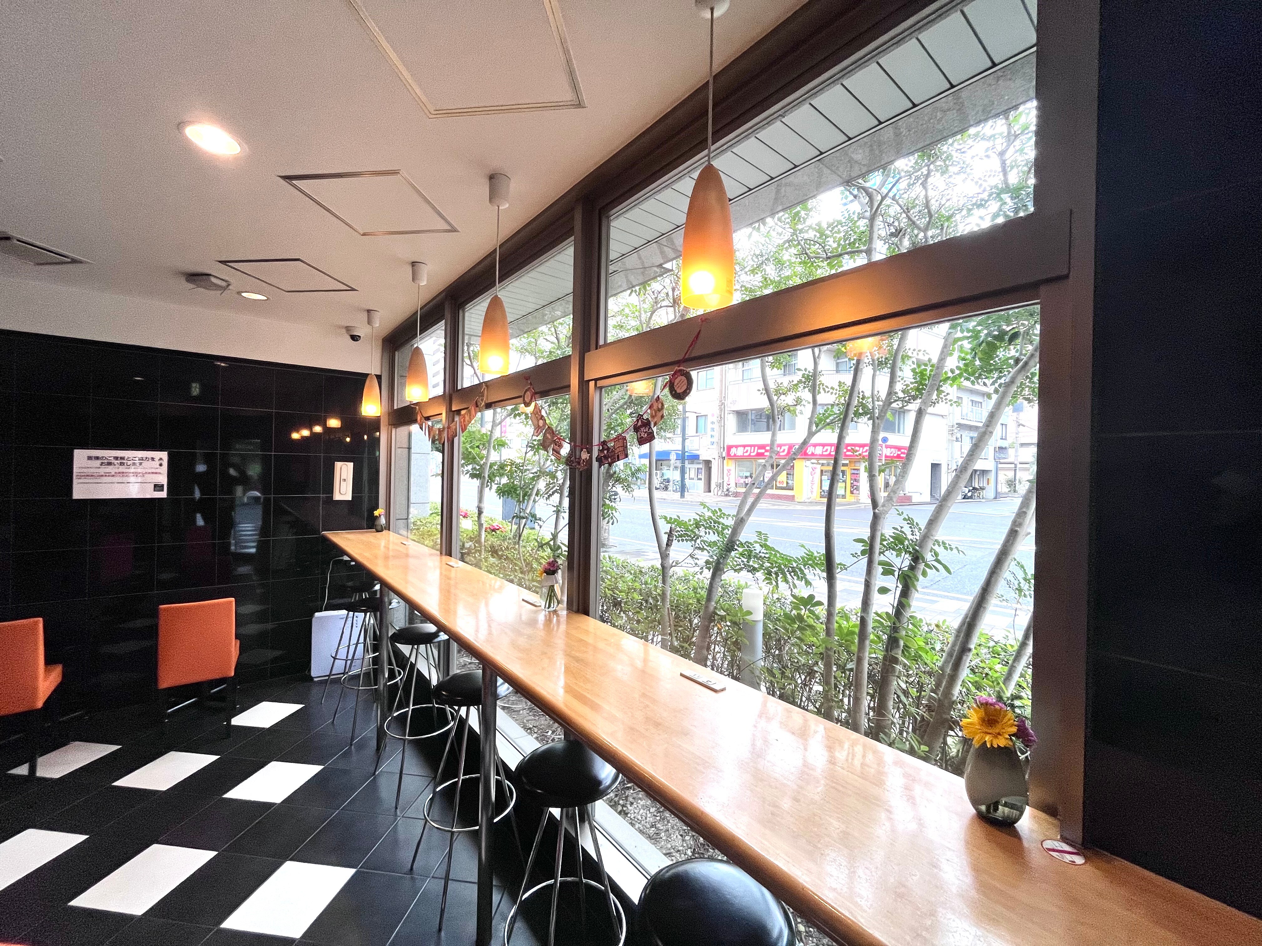 Lounge 2
