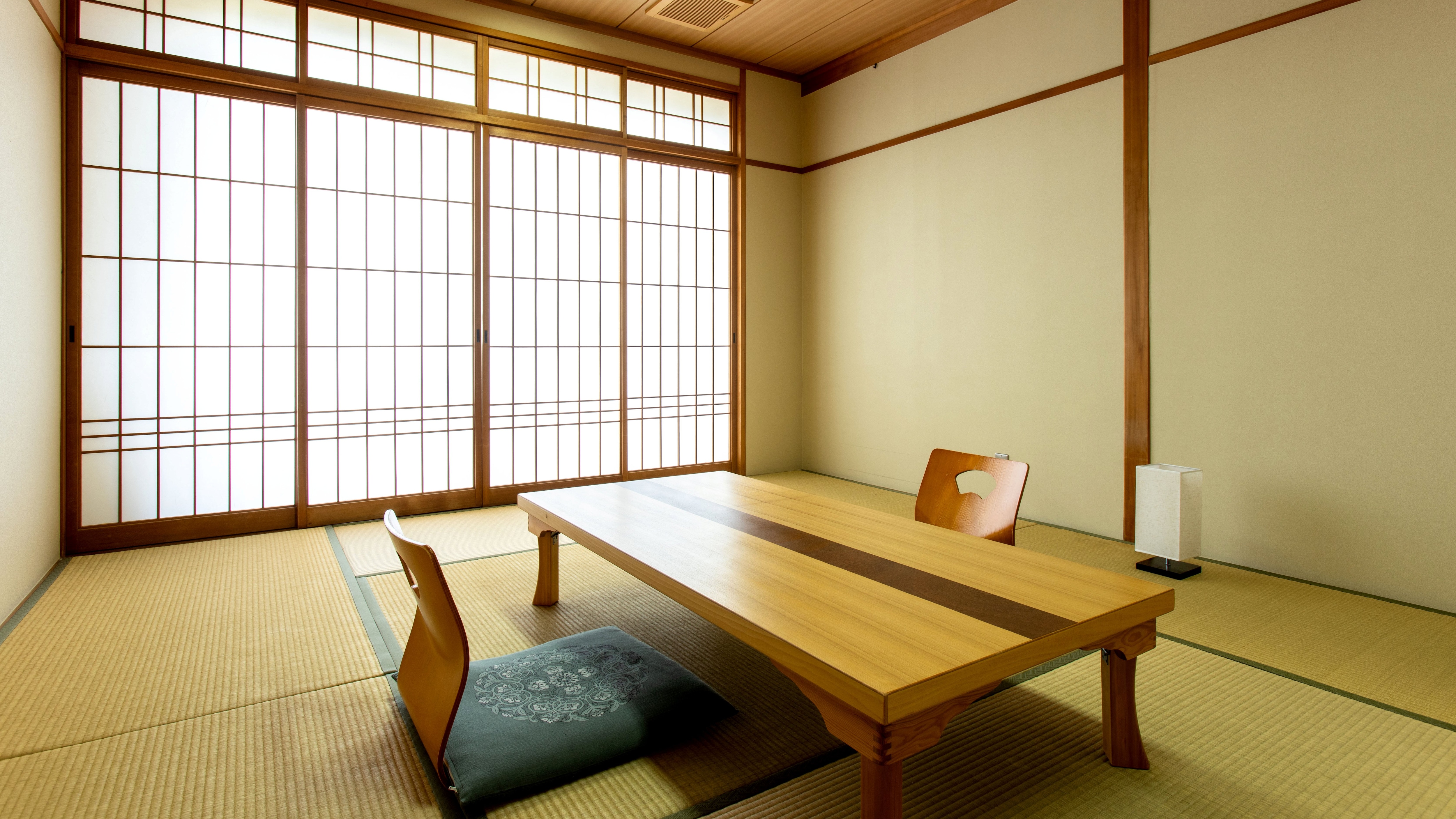 Japanese-style room