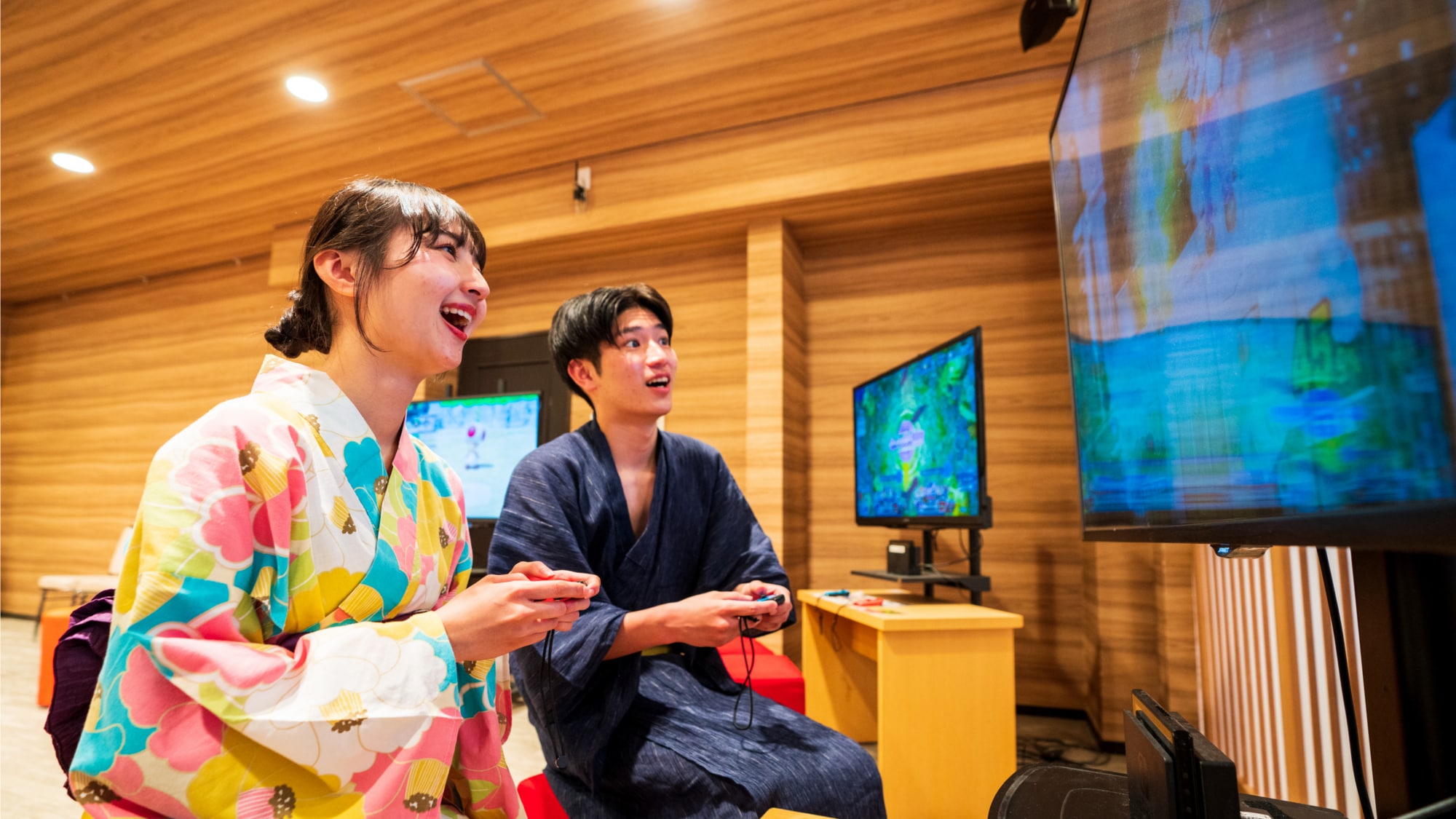 [กิจกรรมล็อบบี้] เกมส์สนุกมากมายที่เล่นไม่ได้♪