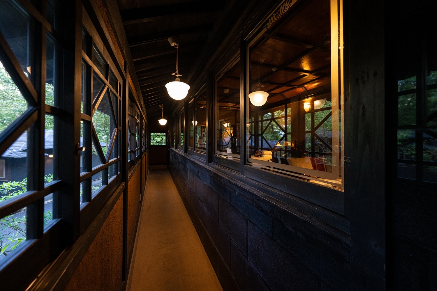 [返回-SARAI-] 走廊