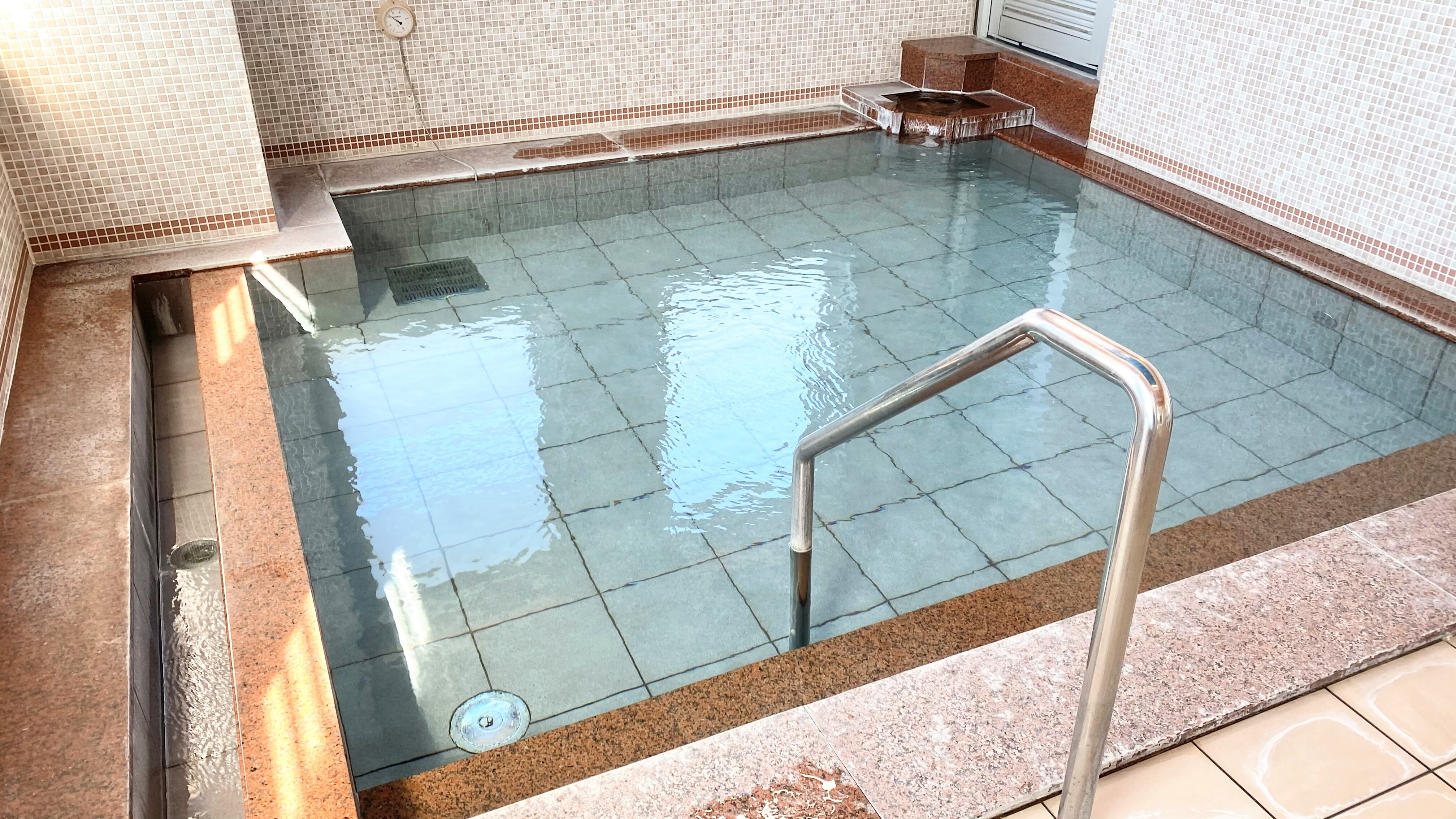 ห้องอาบน้ำสาธารณะสำหรับผู้หญิง