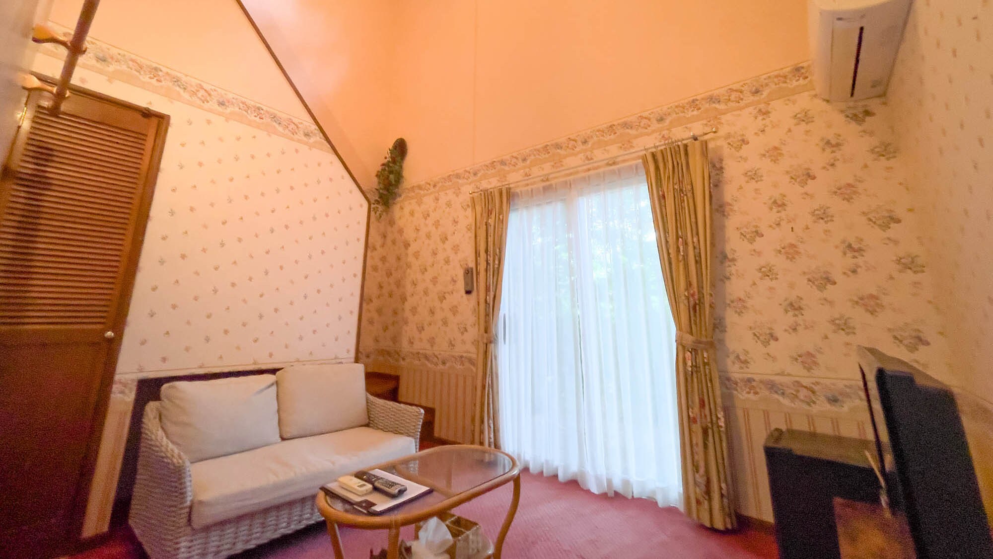 • [New Wing Maisonette Family Room] A spacious and comfortable room (※The image may vary depending on the room)