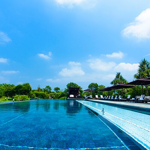 Outdoor swimming pool
