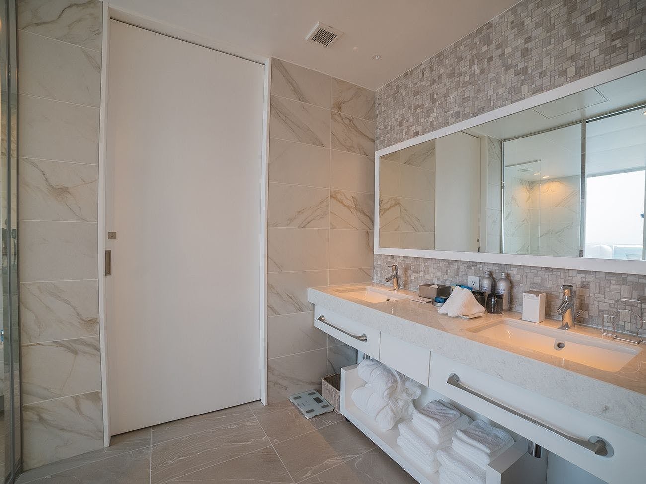 Royal Suite with Jacuzzi A