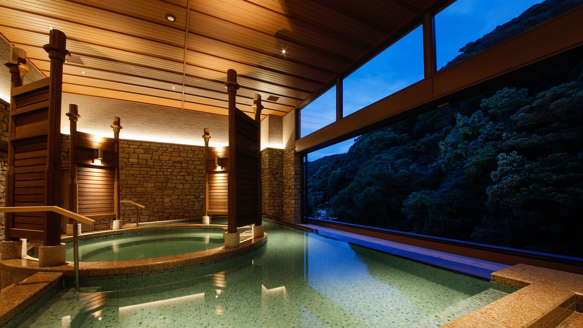 森のSPA「響-HIBIKI-」2020年7月リニューアル～肩まで浸かる深湯を設けた温泉大浴場