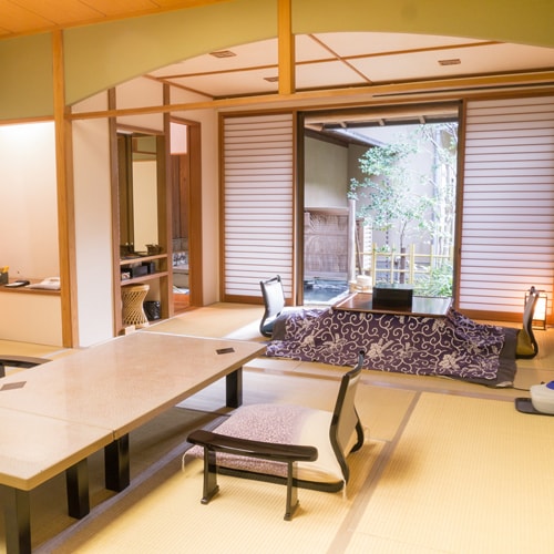 * Siapkan kotatsu di musim dingin, dan istirahatlah dari ruangan yang hangat dengan pemandangan luar.