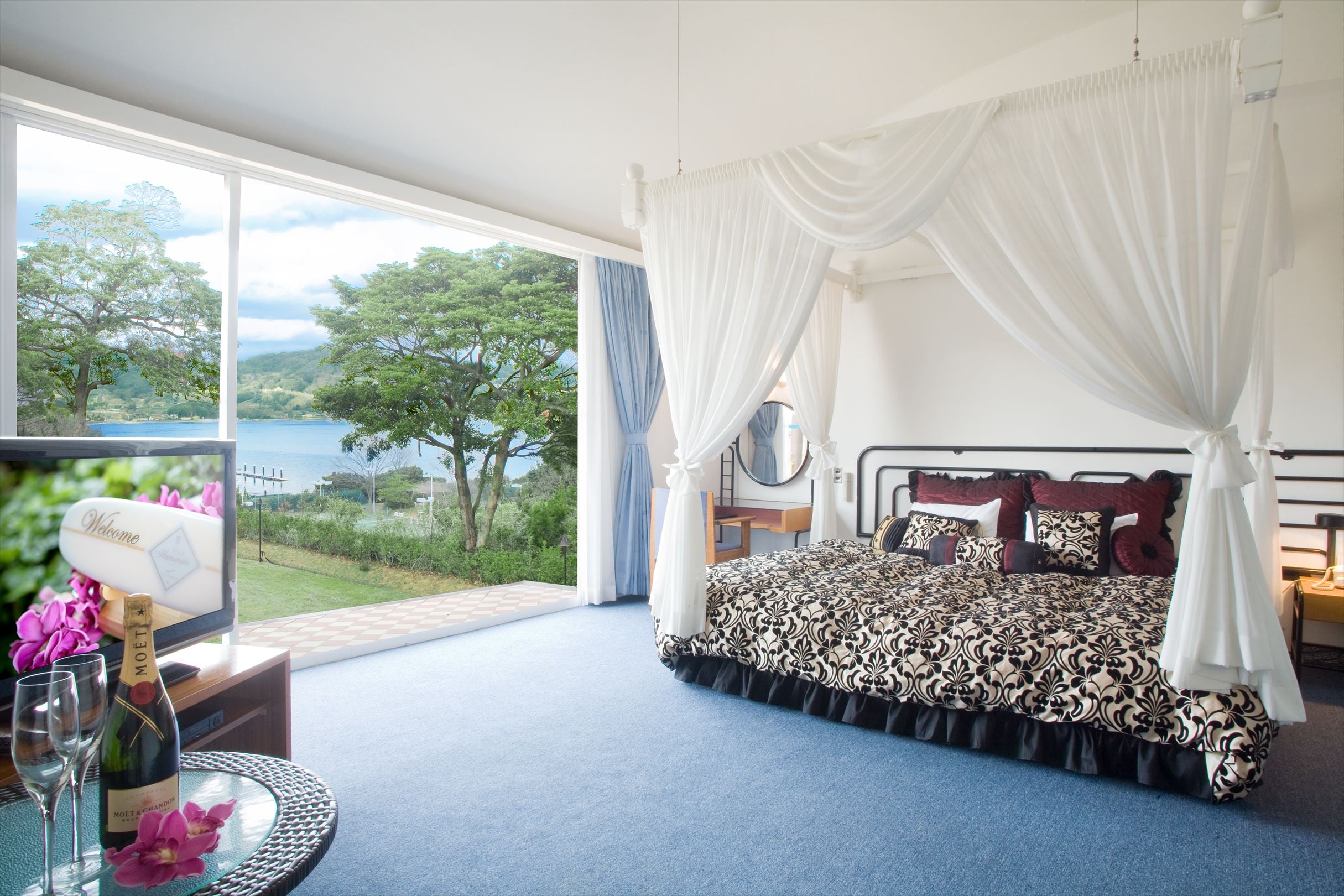 Accommodation room [suite]