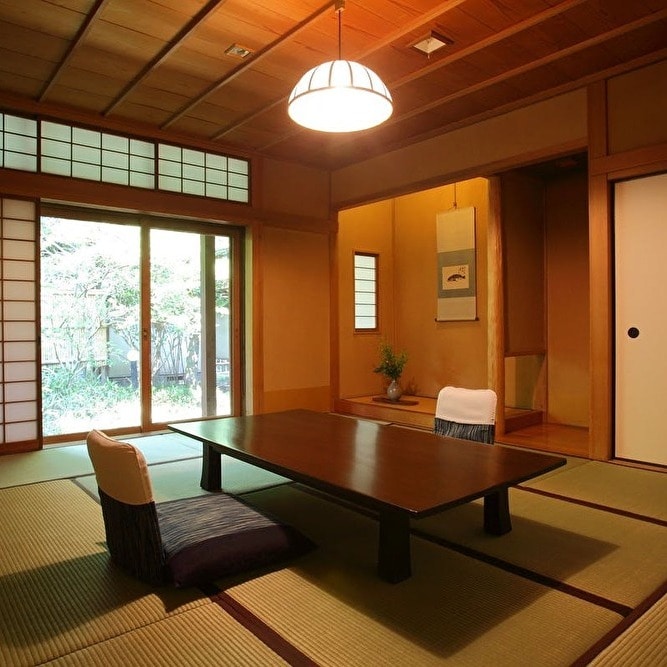 ● 10 tatami mats + 10 tatami mats (Japanese / Western) away