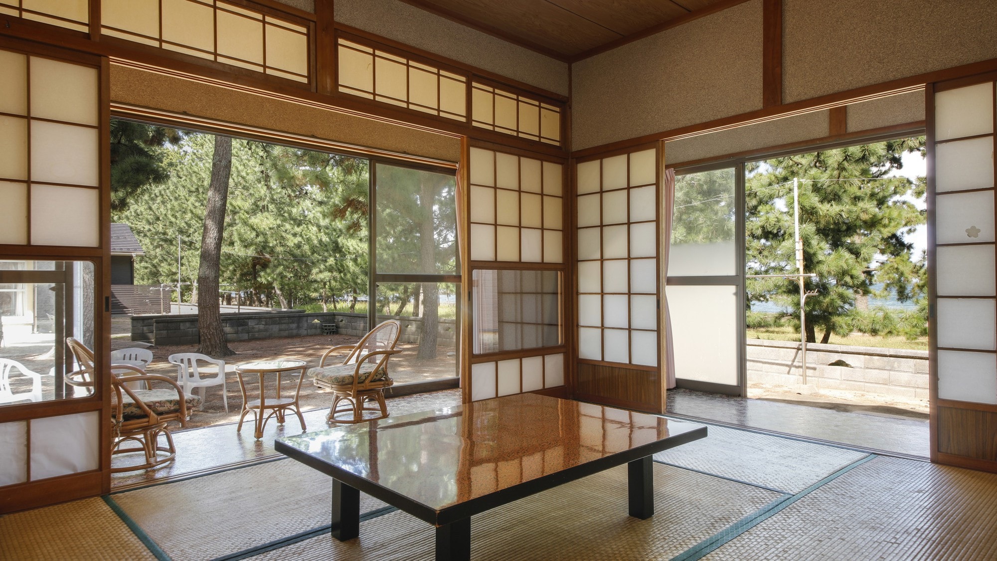 Room with bright sunlight / example