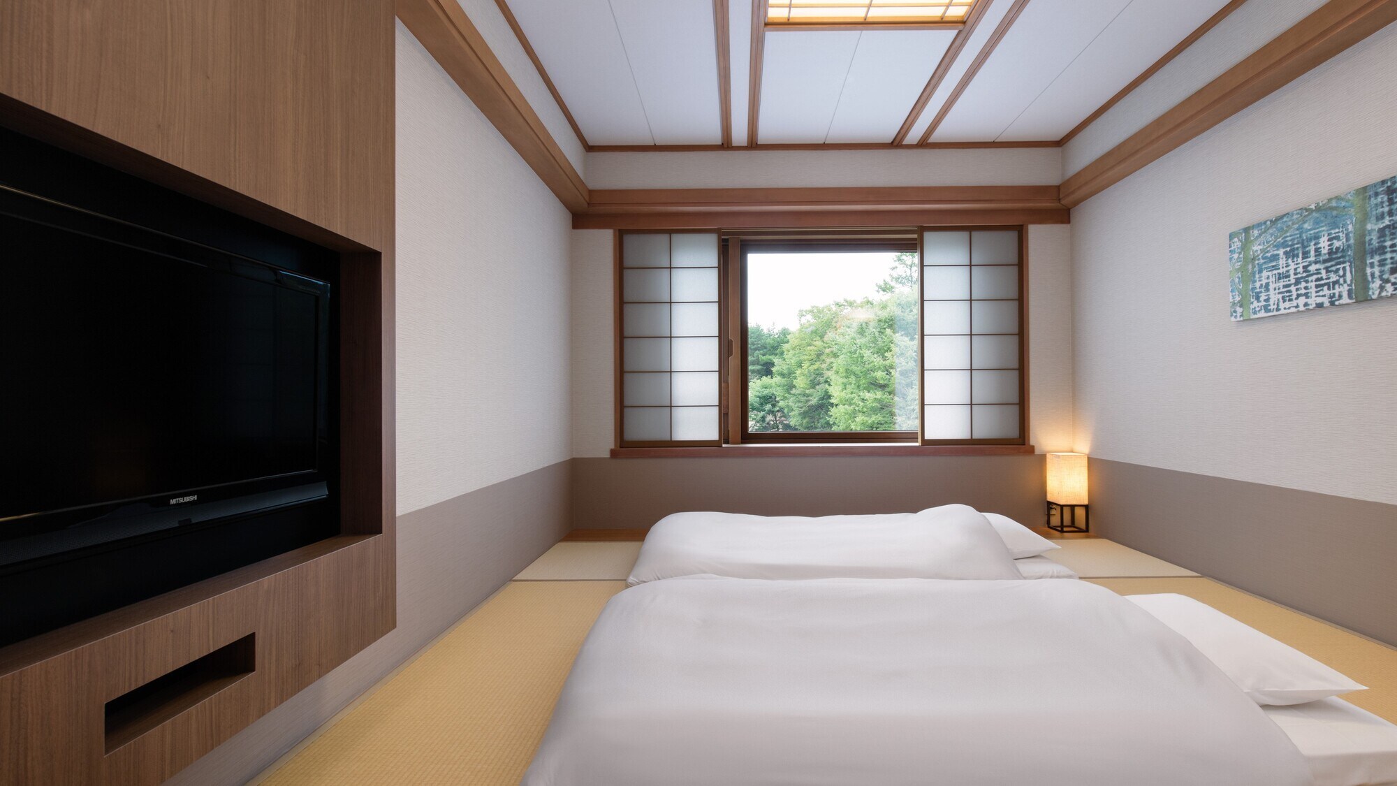 Main wing Japanese-style room/33m2 [for 2-3 people]