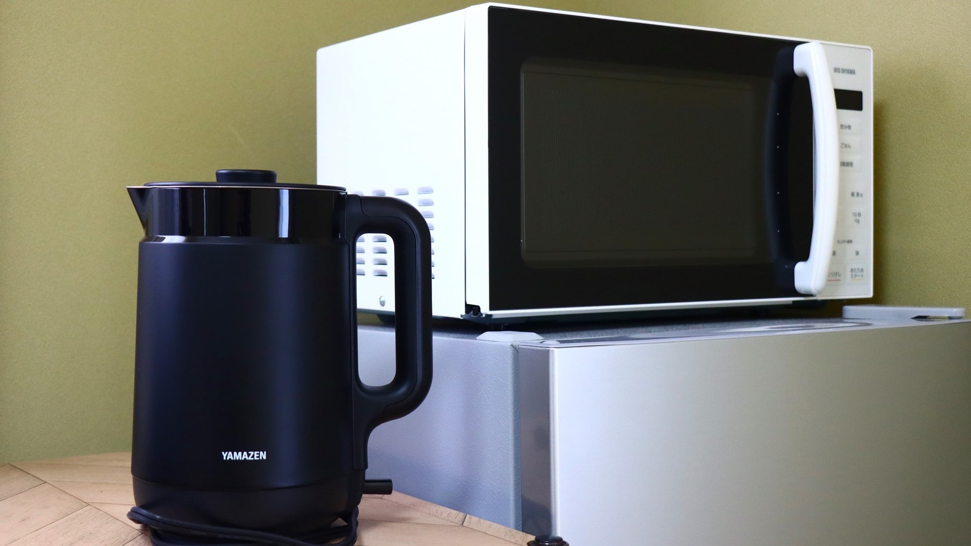 [Room] Western-style room (8 tatami mats) [Shingetsu]