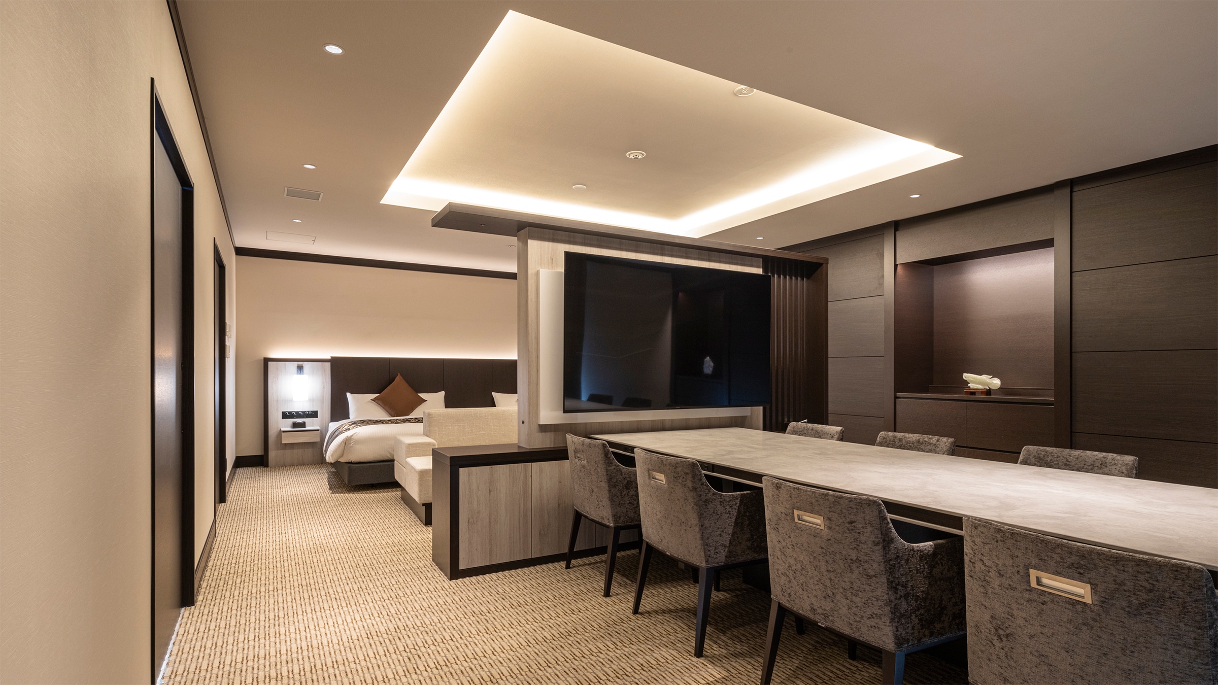 [Non-smoking] Suite room