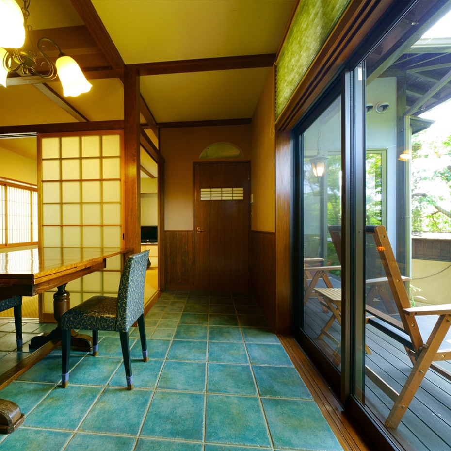 Separate guest room [Jun] ~Dining room and terrace~