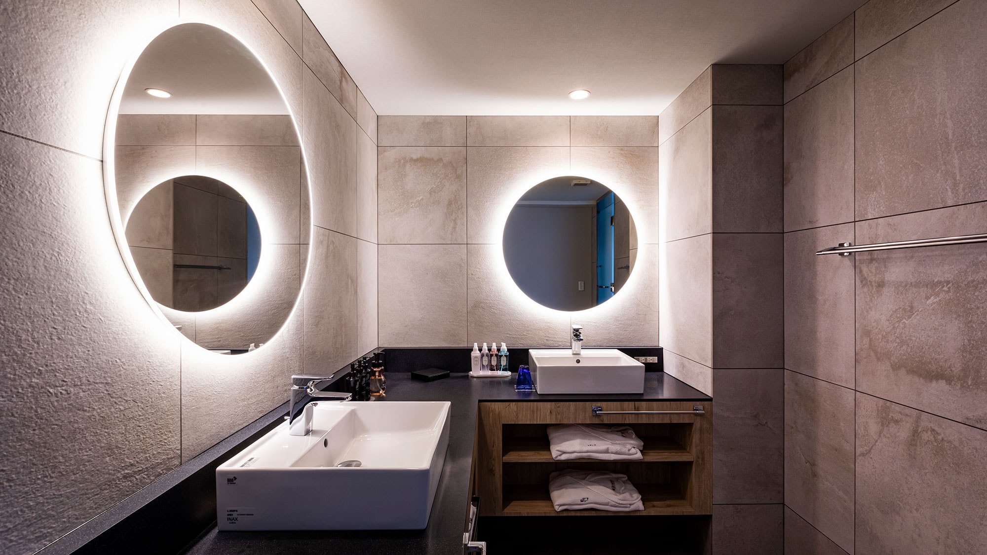 【클럽 부관 전망부 이그제큐 디브 트윈】