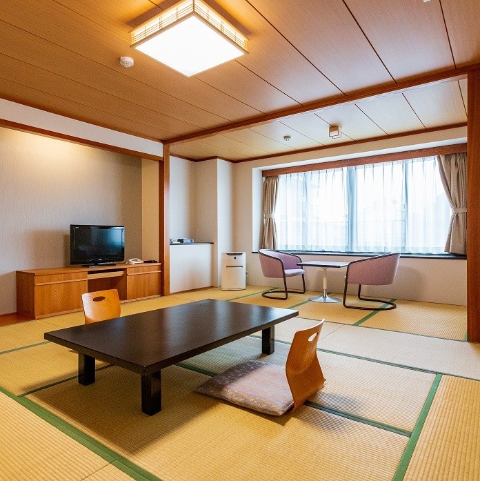 Basic Japanese-style room (10 tatami mats)