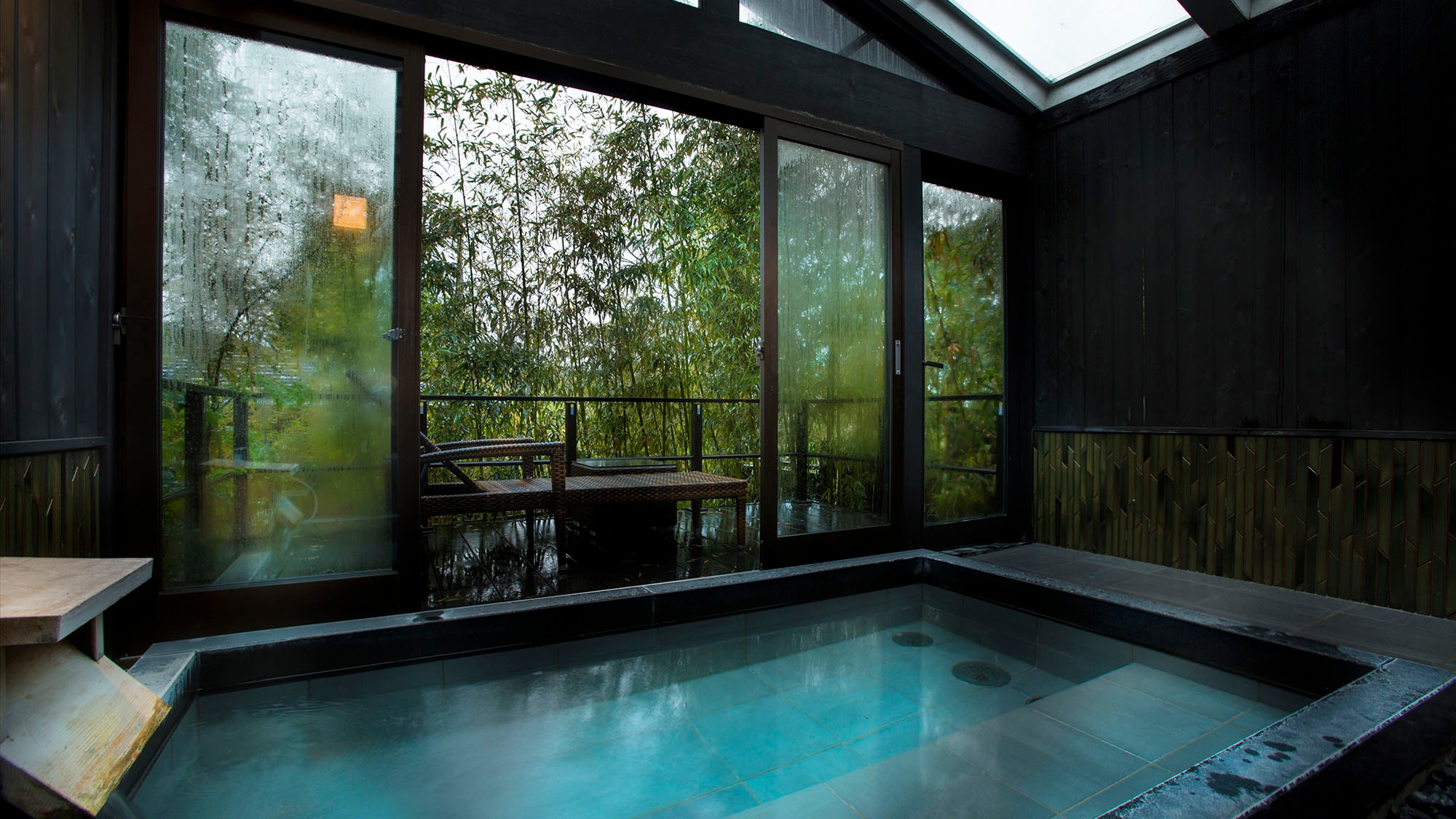 Special building "Soke" hot spring bath with mist sauna