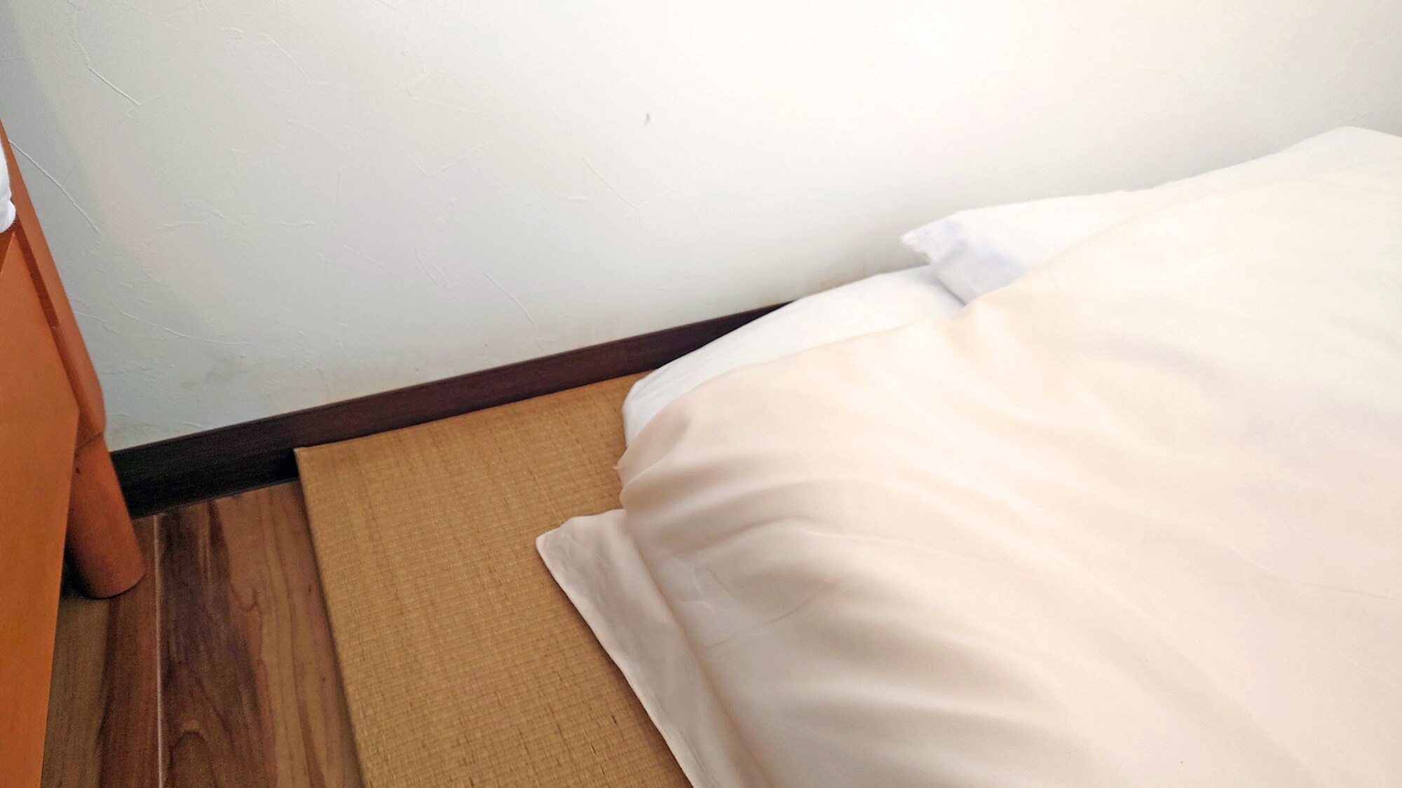 [1F Villa Twin Room Barrier-Free] The third person must sleep on a Japanese-style futon with Ryukyu tatami mats