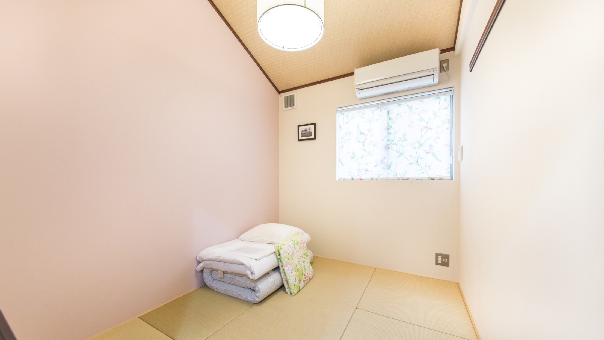 2nd floor Japanese-style room for 1-2 people