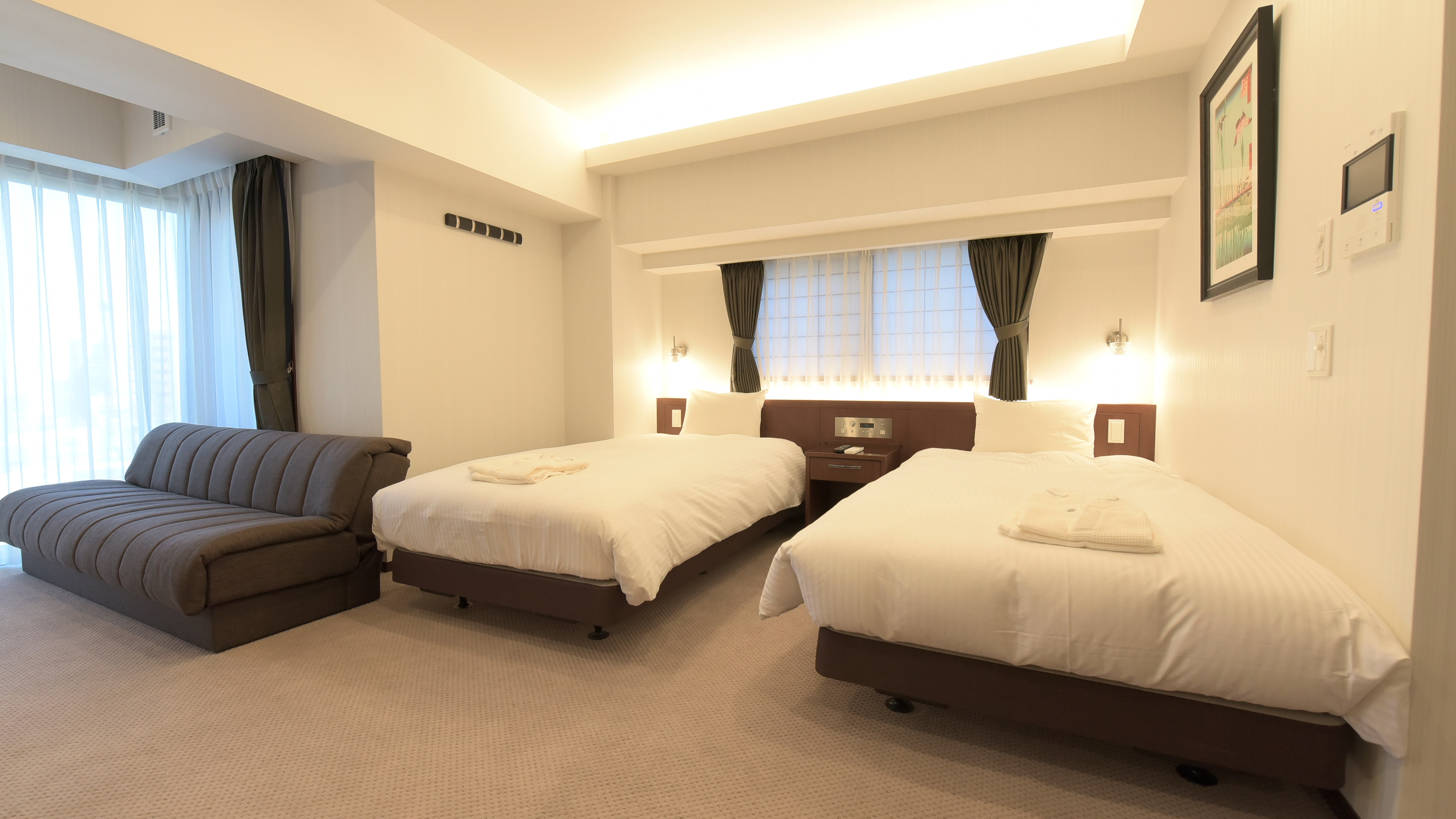 Western-style bed