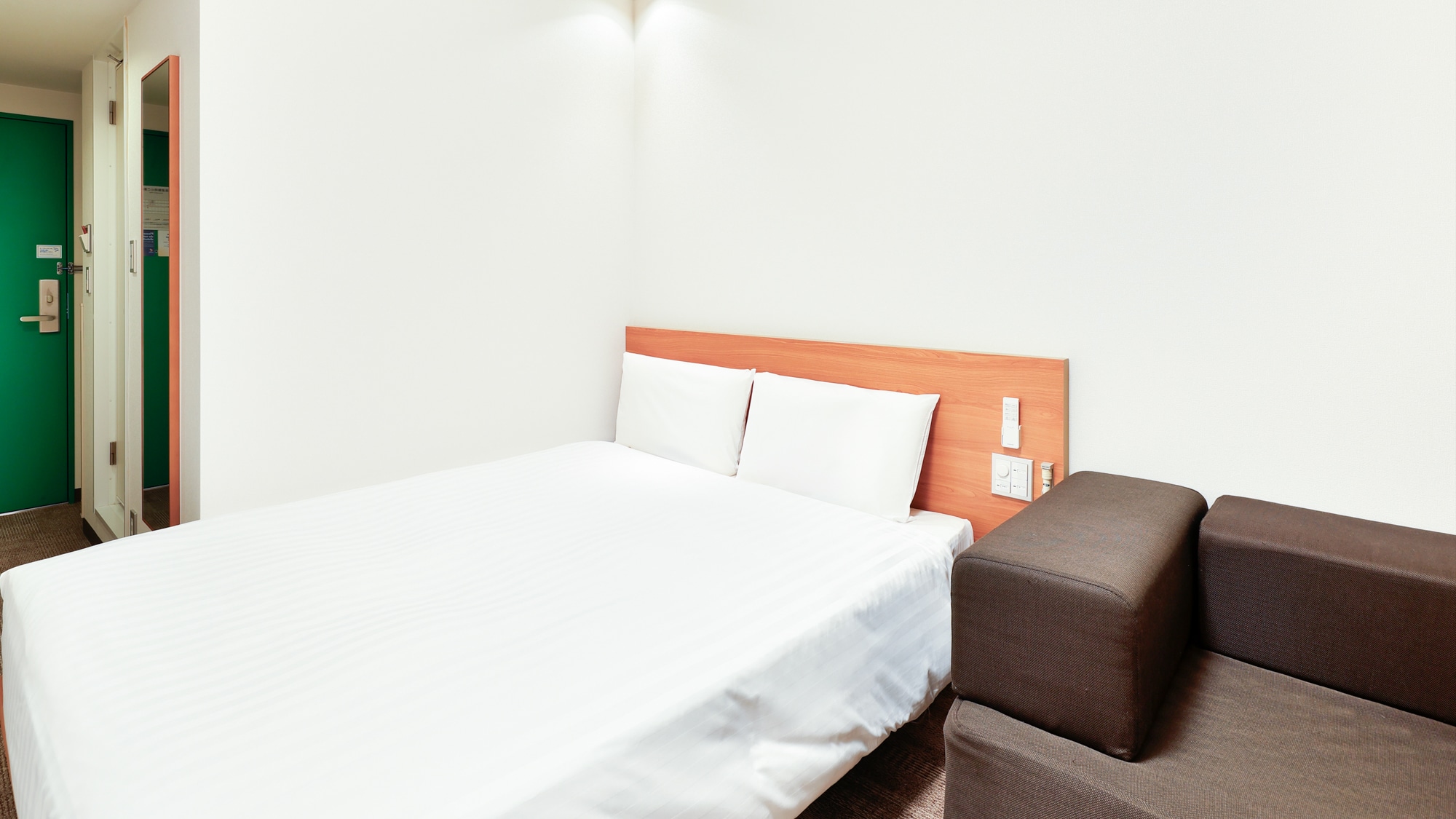 [Double Room Plus] Example of a guest room