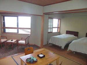 Japanese-Western style room