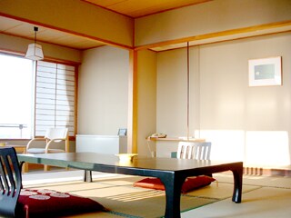12.5 tatami mats (Shoyo-kaku)