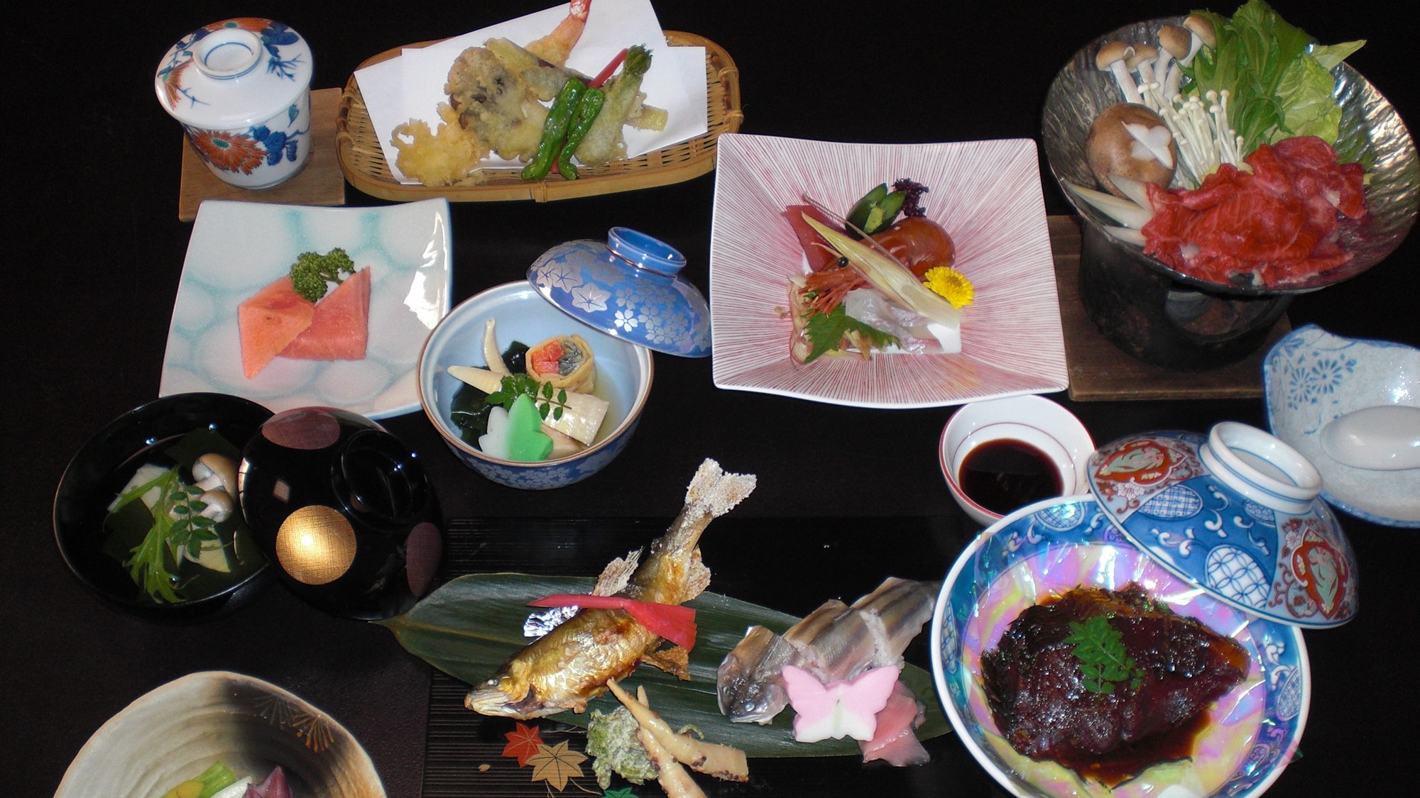 *使用河魚製作的菜餚範例