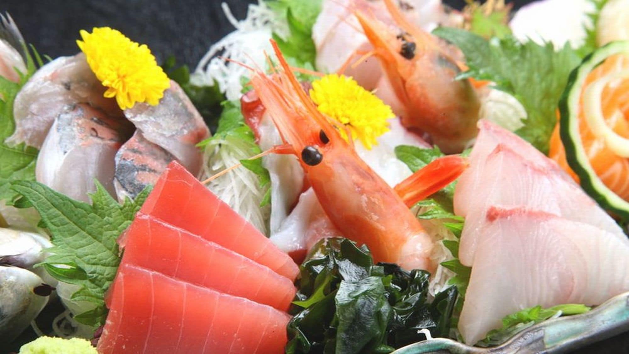 Boat-shaped platter