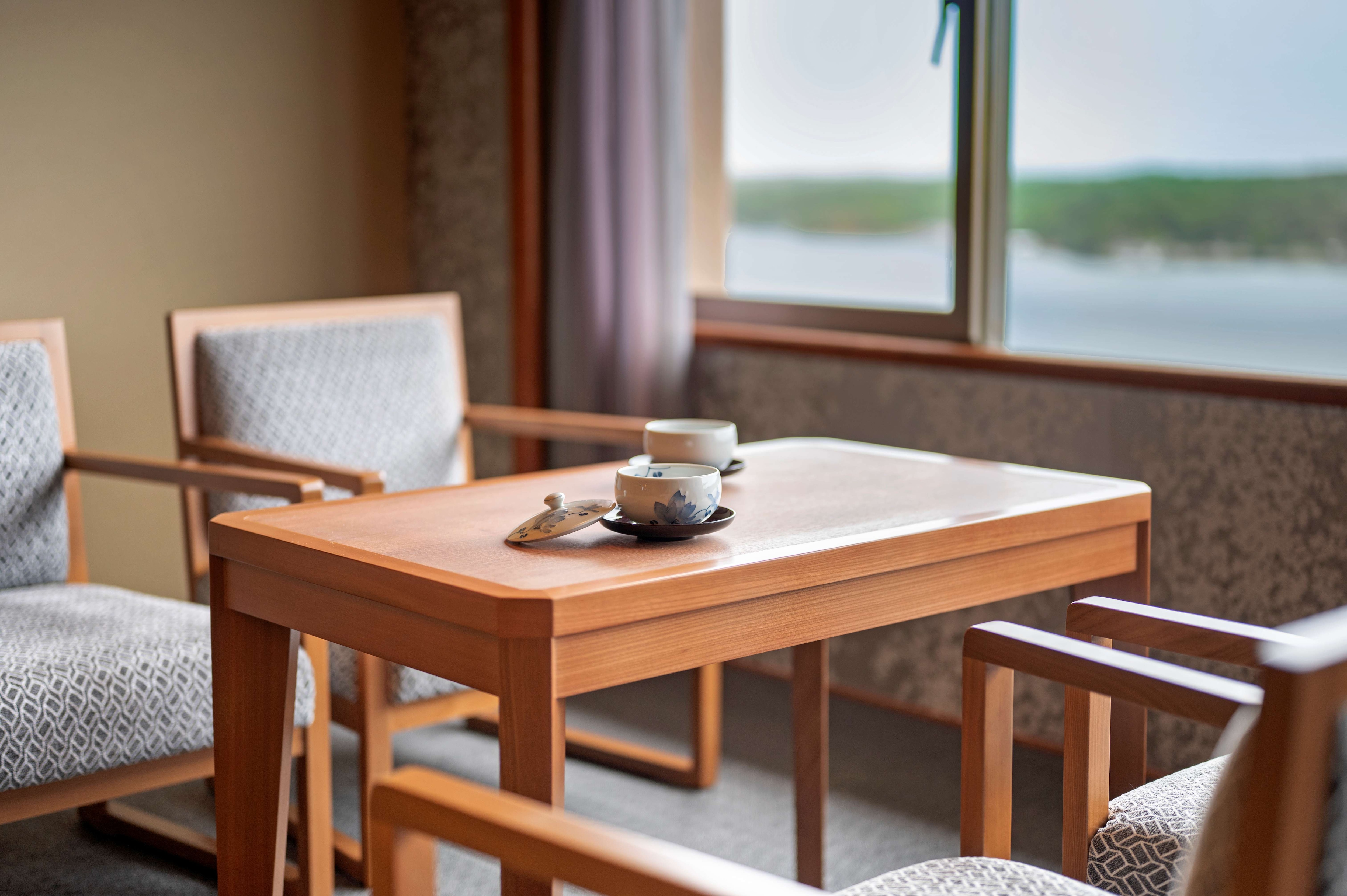 Kayō Building Superior Floor "Rankei" Pure Japanese-style room (with veranda image)