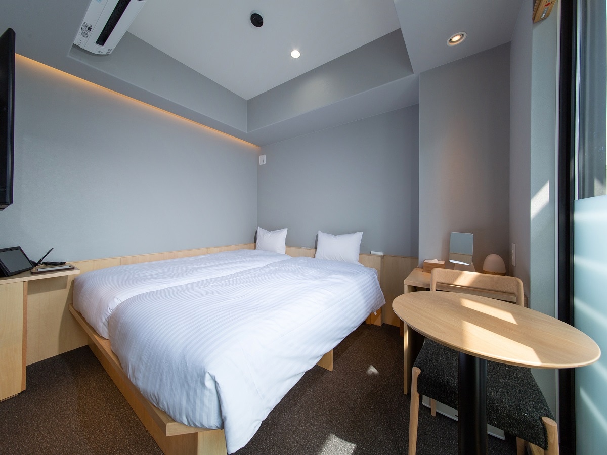 Kamar Twin Sedang