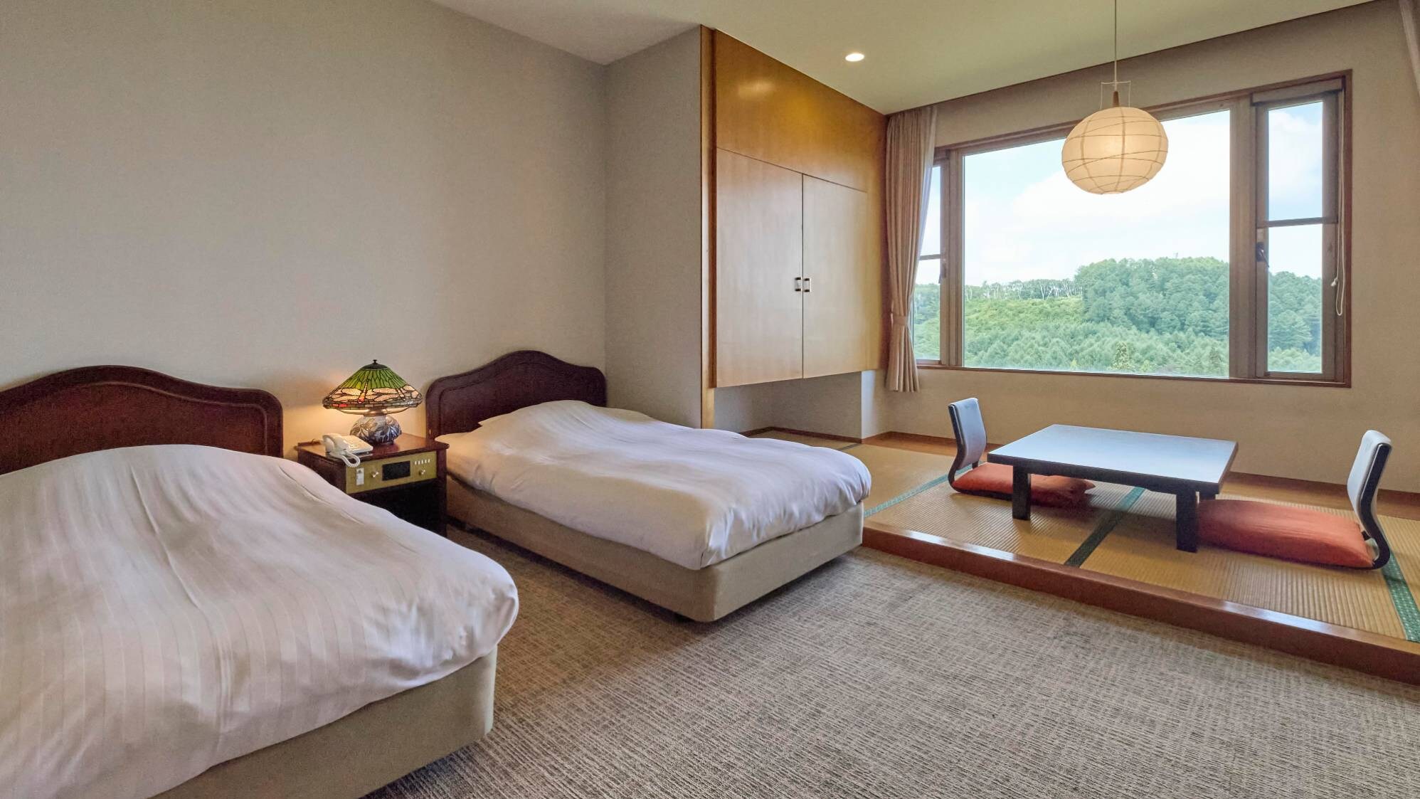 ・[Sunny Japanese-Western room/non-smoking] The morning sun and the sea of clouds spreading out below you are spectacular!