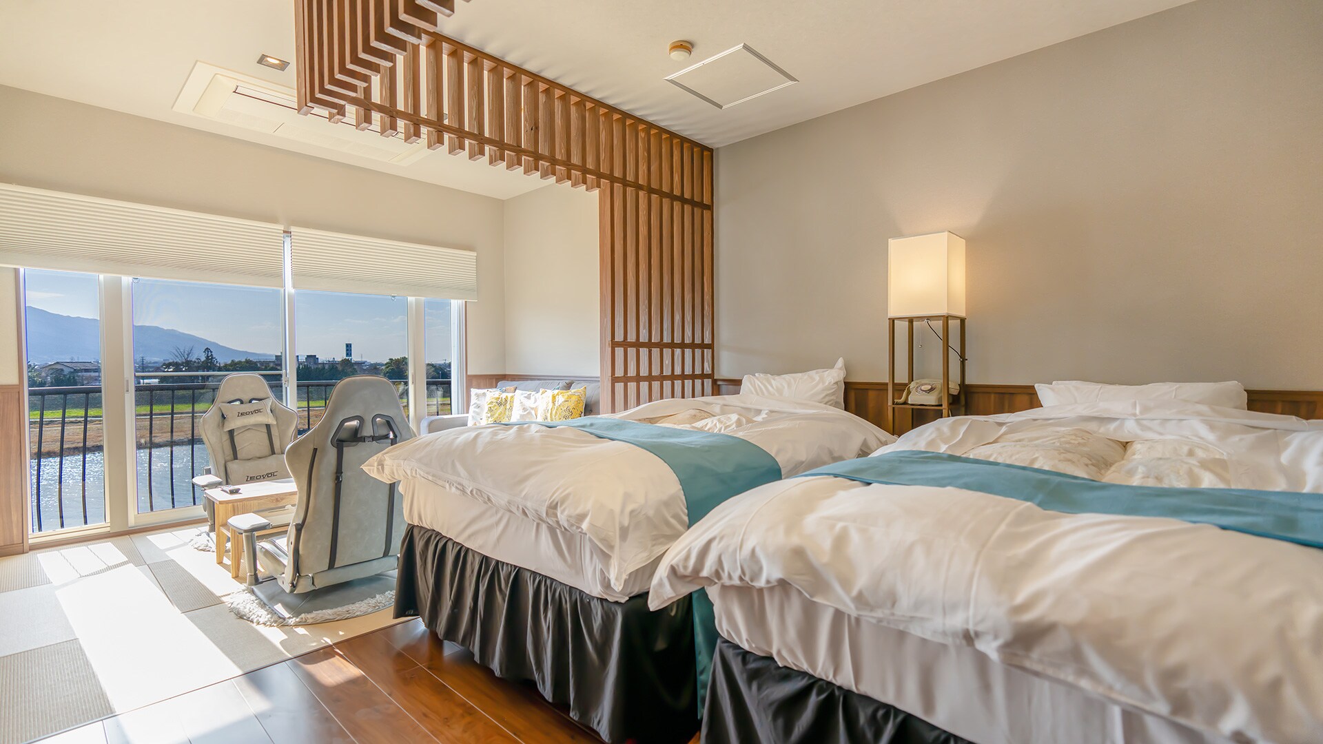 Upgraded Japanese-Western style room