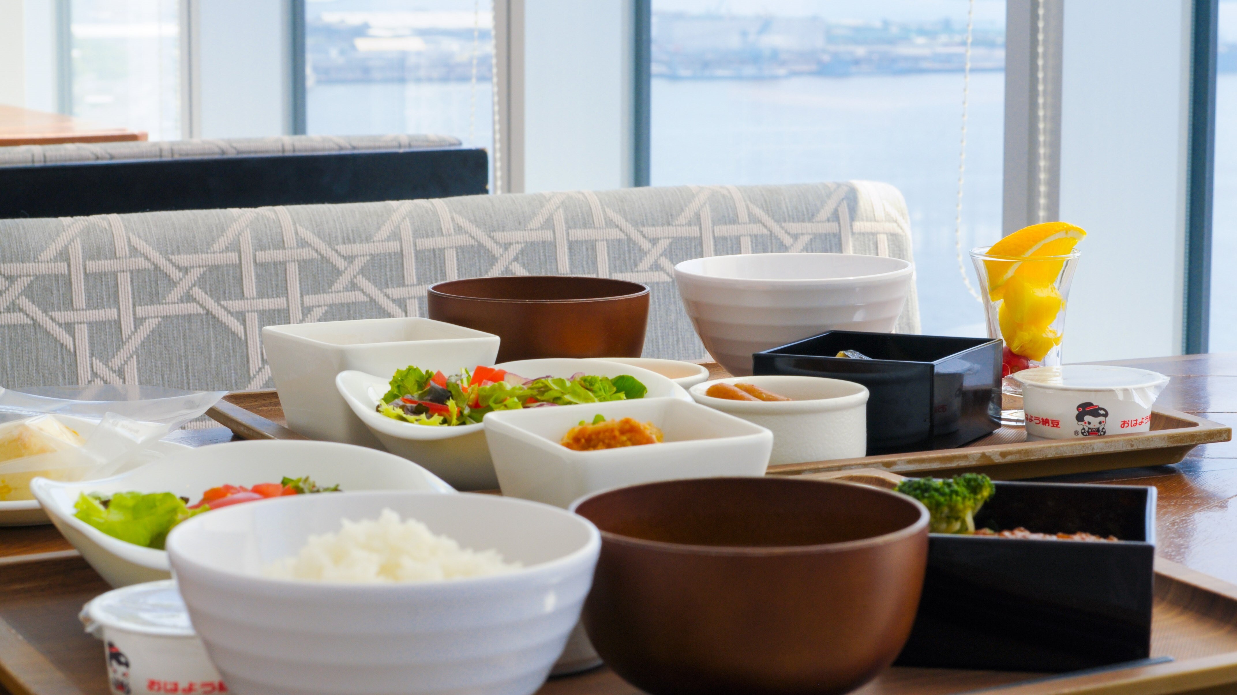 Breakfast buffet * Image