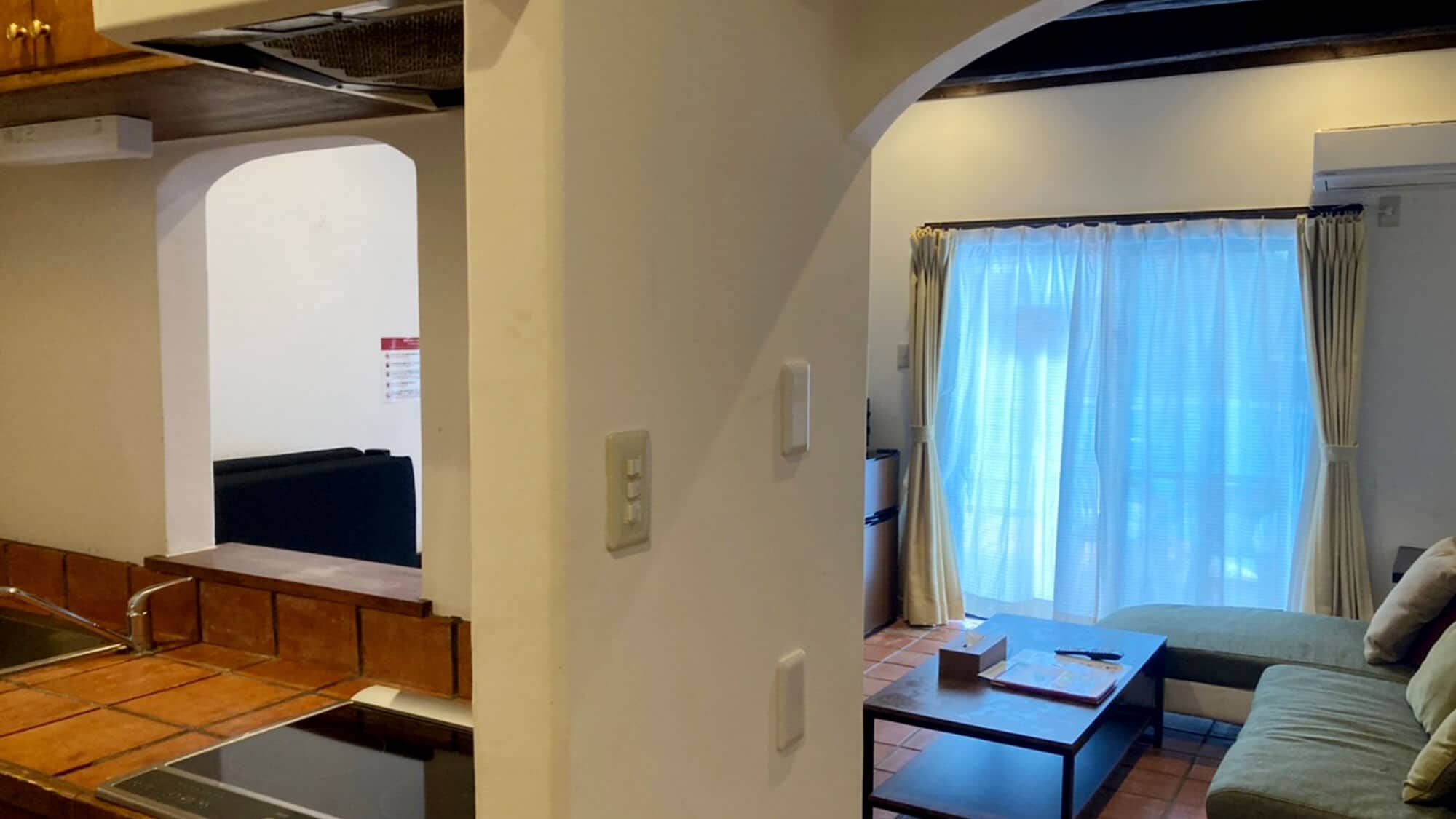 [1F Poolside Twin & Kitchen]