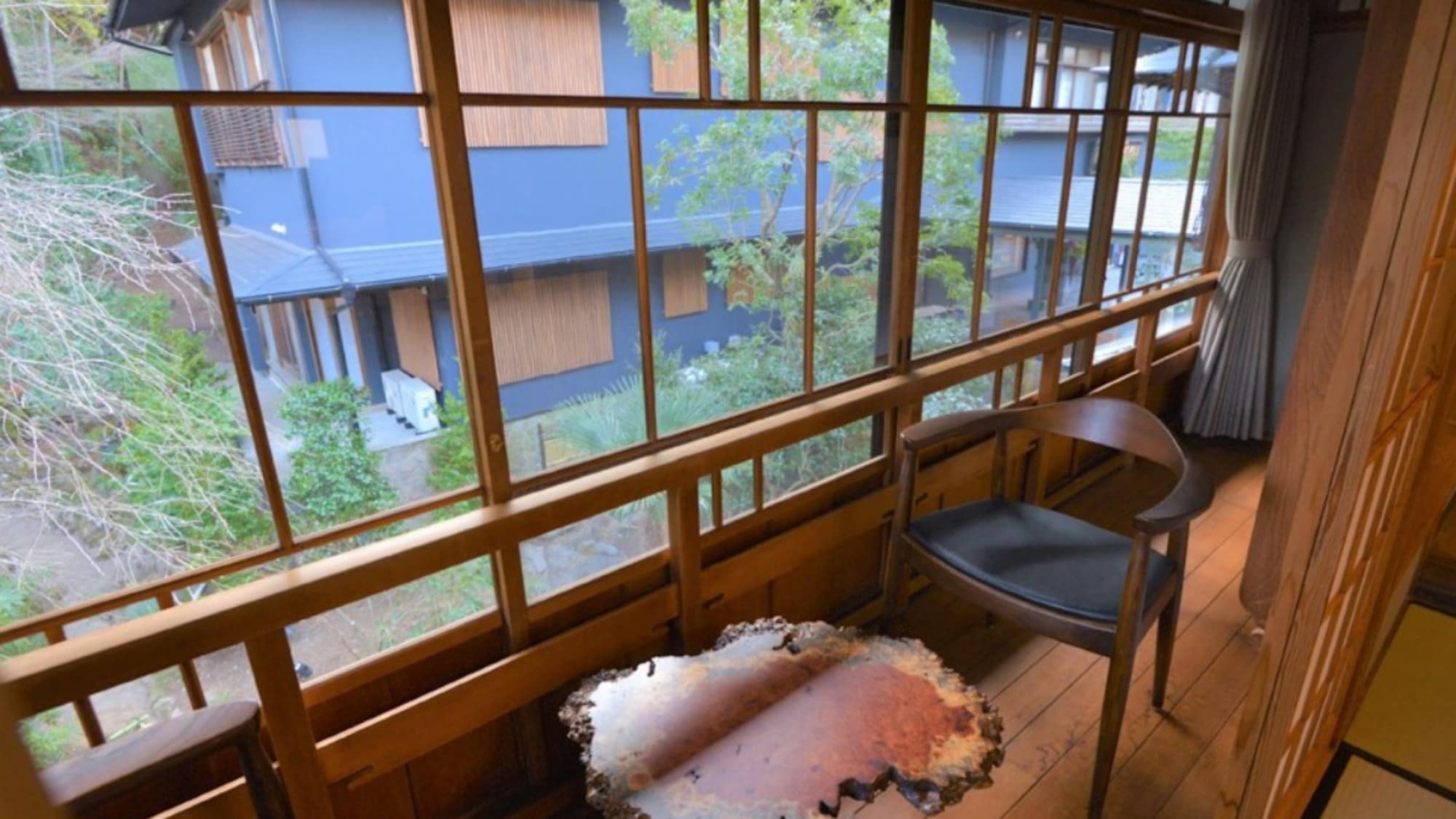 2楼【登记有形文化遗产、附温泉桧木浴池】古建筑、2张床、初间草