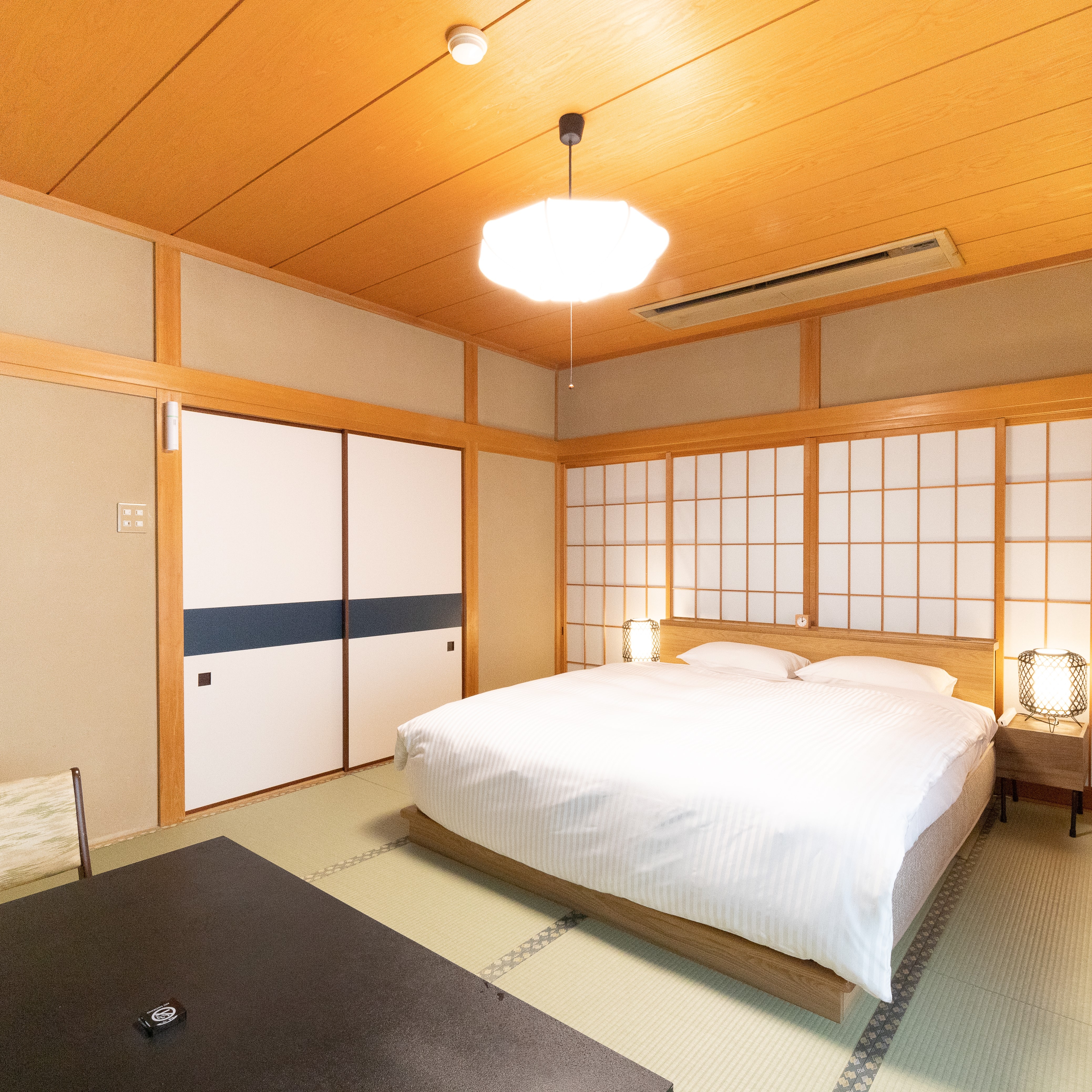 [Room] เตียงคู่ในห้องพิเศษ "Hainanso"