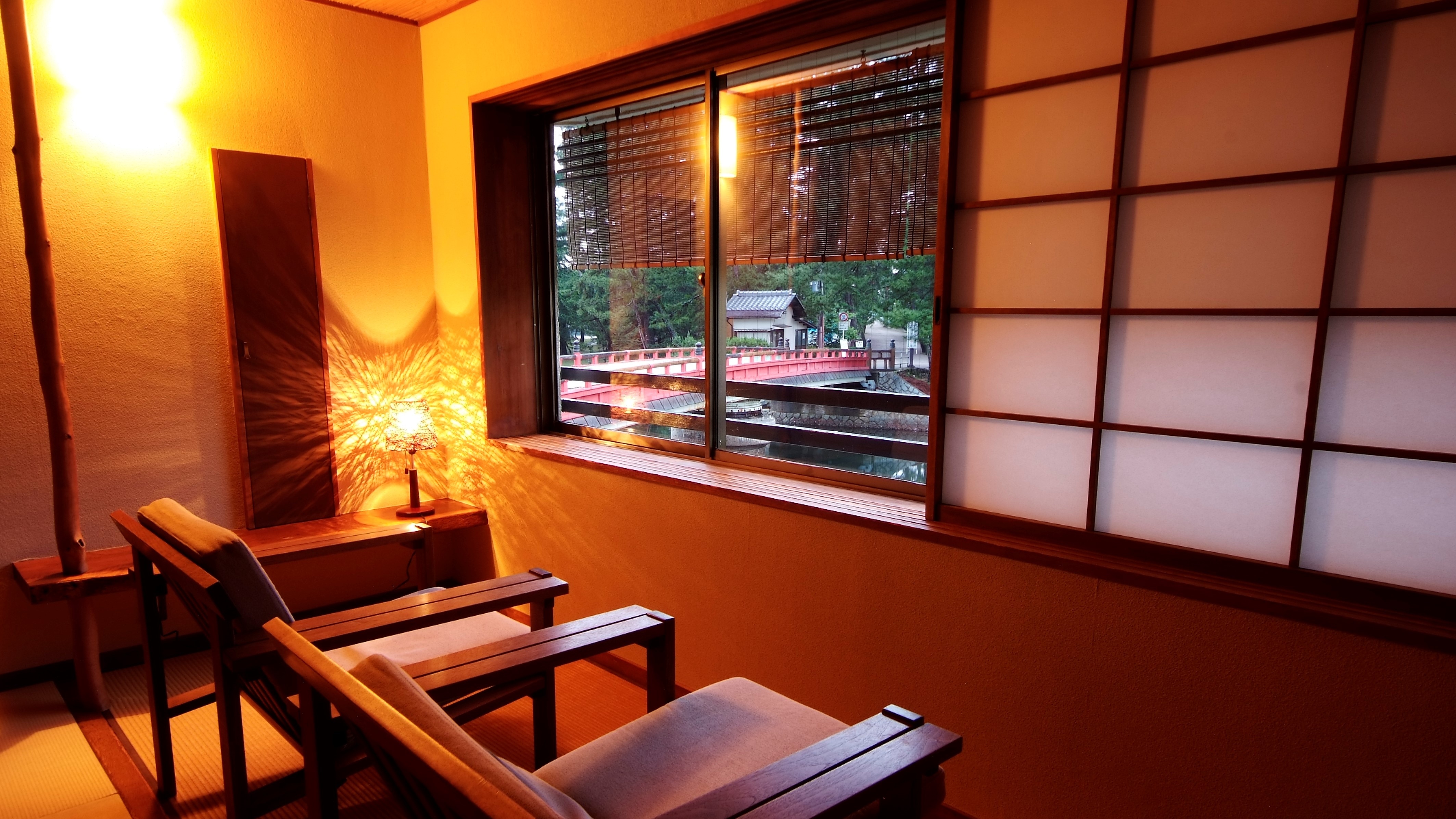 [Modern Japanese-style room with a view of Amanohashidate] The view of Amanohashidate is also popular. There is only one stylish modern Japanese-style room