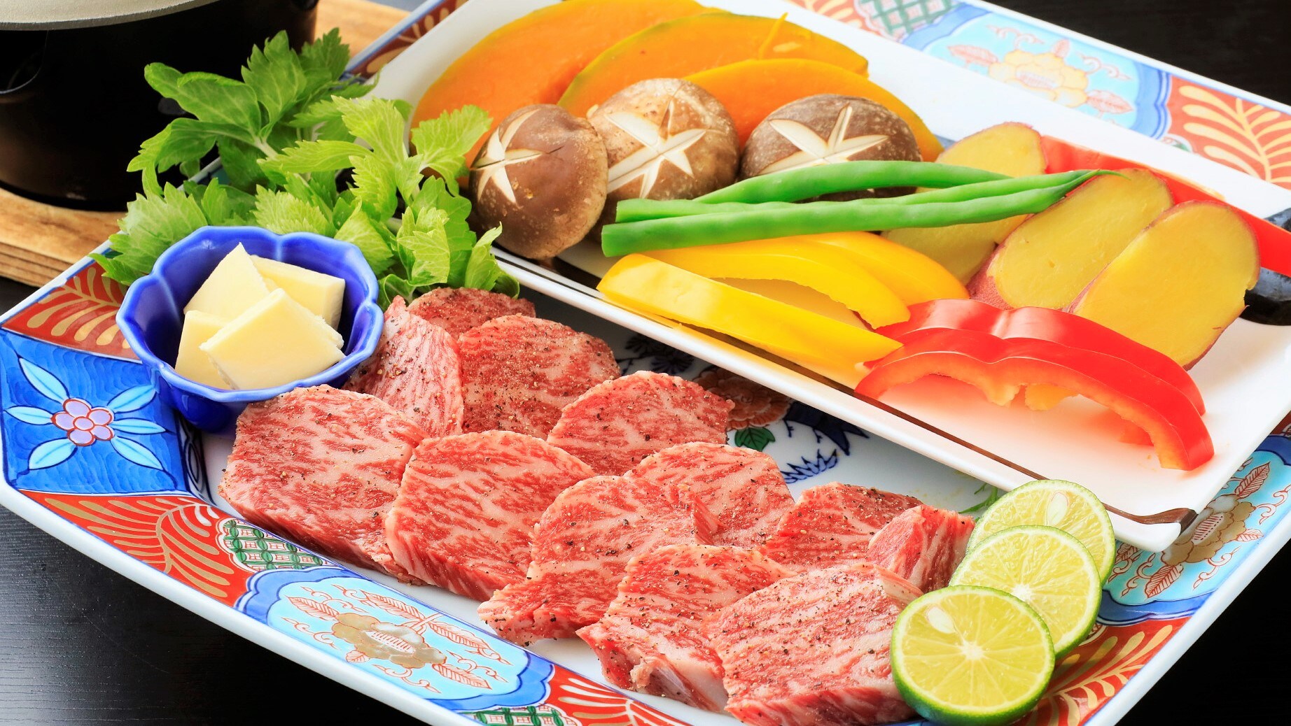 享用日式牛肉铁板烧