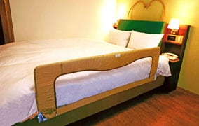 Bed guard