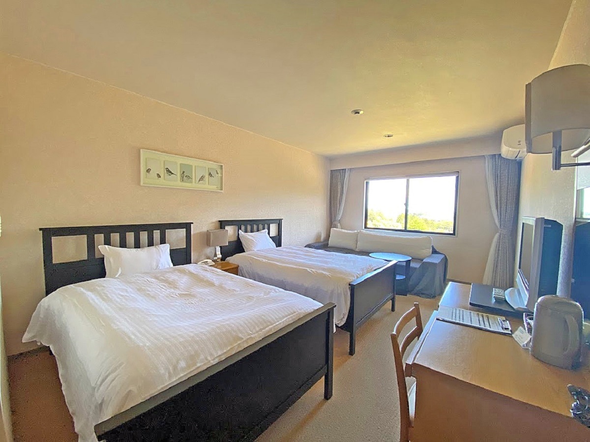 Garden View Twin Room