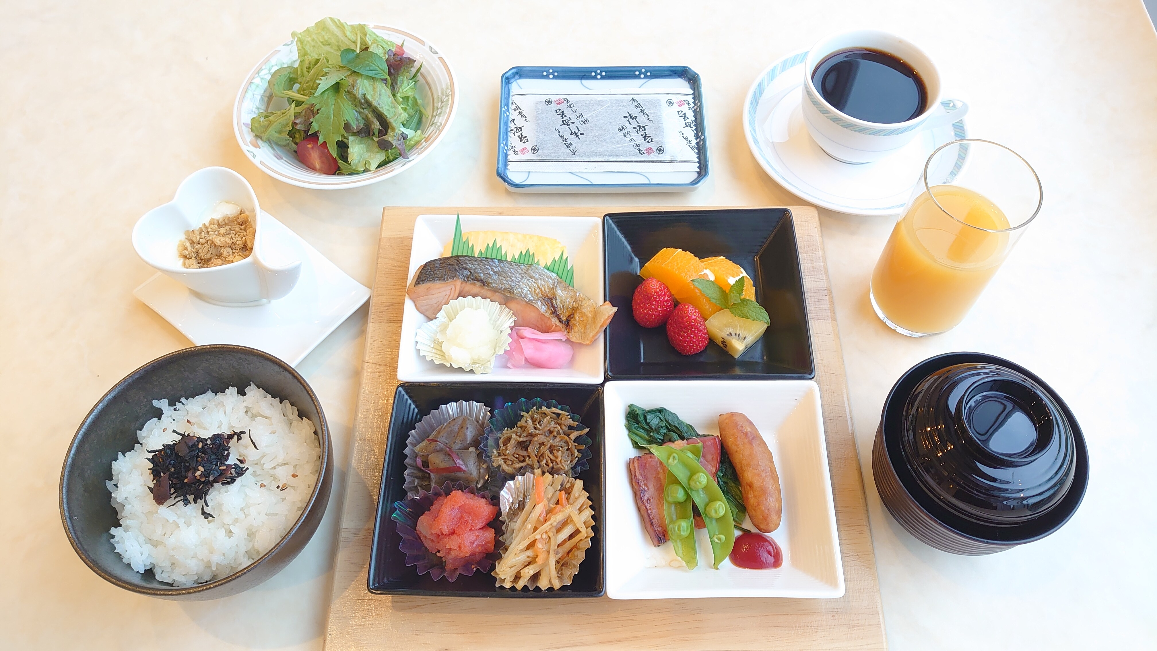 Start your day with breakfast. (Image)