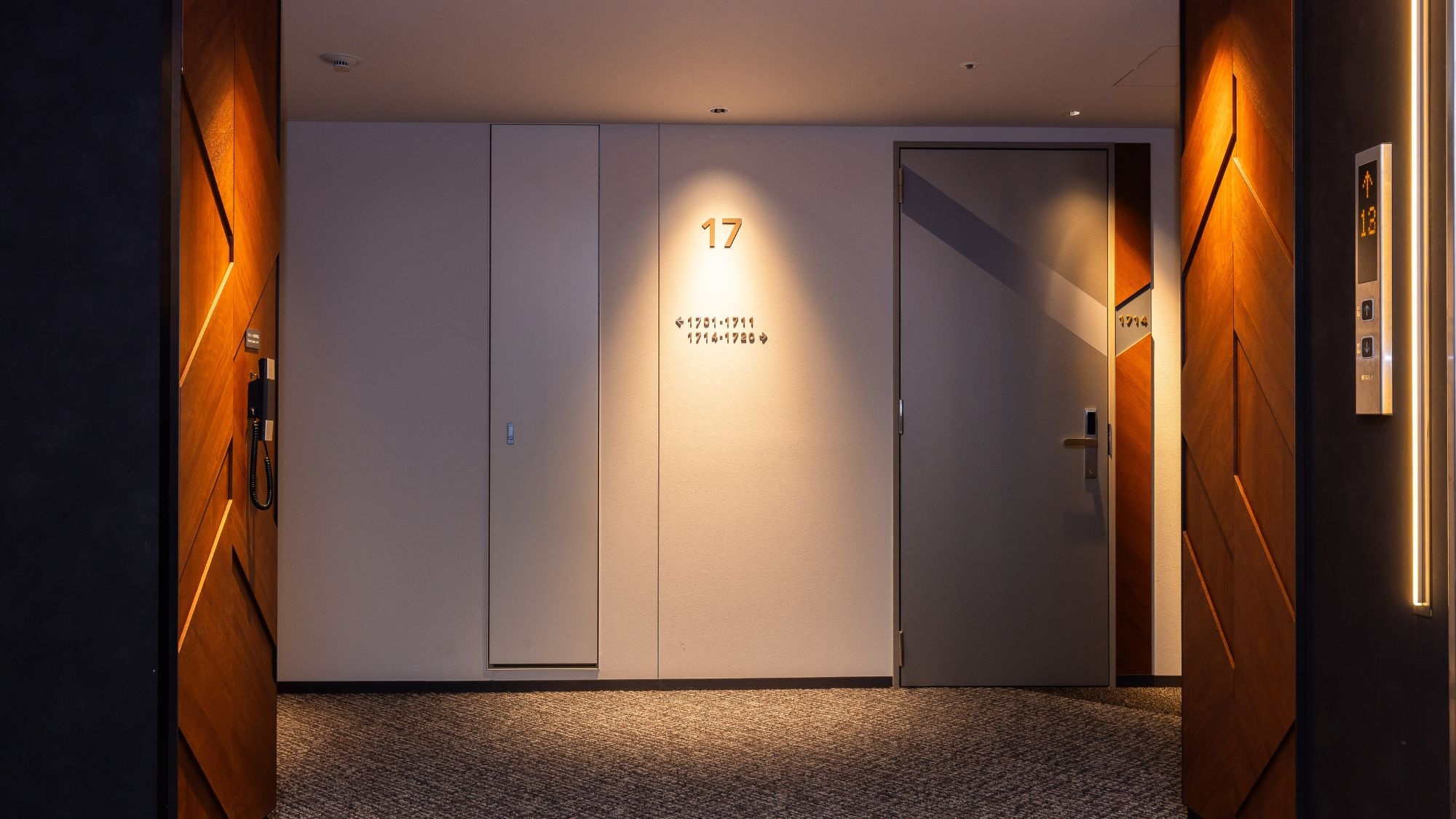 ◆ สิ่งอำนวยความสะดวก | ชั้นห้องพัก โถงลิฟต์