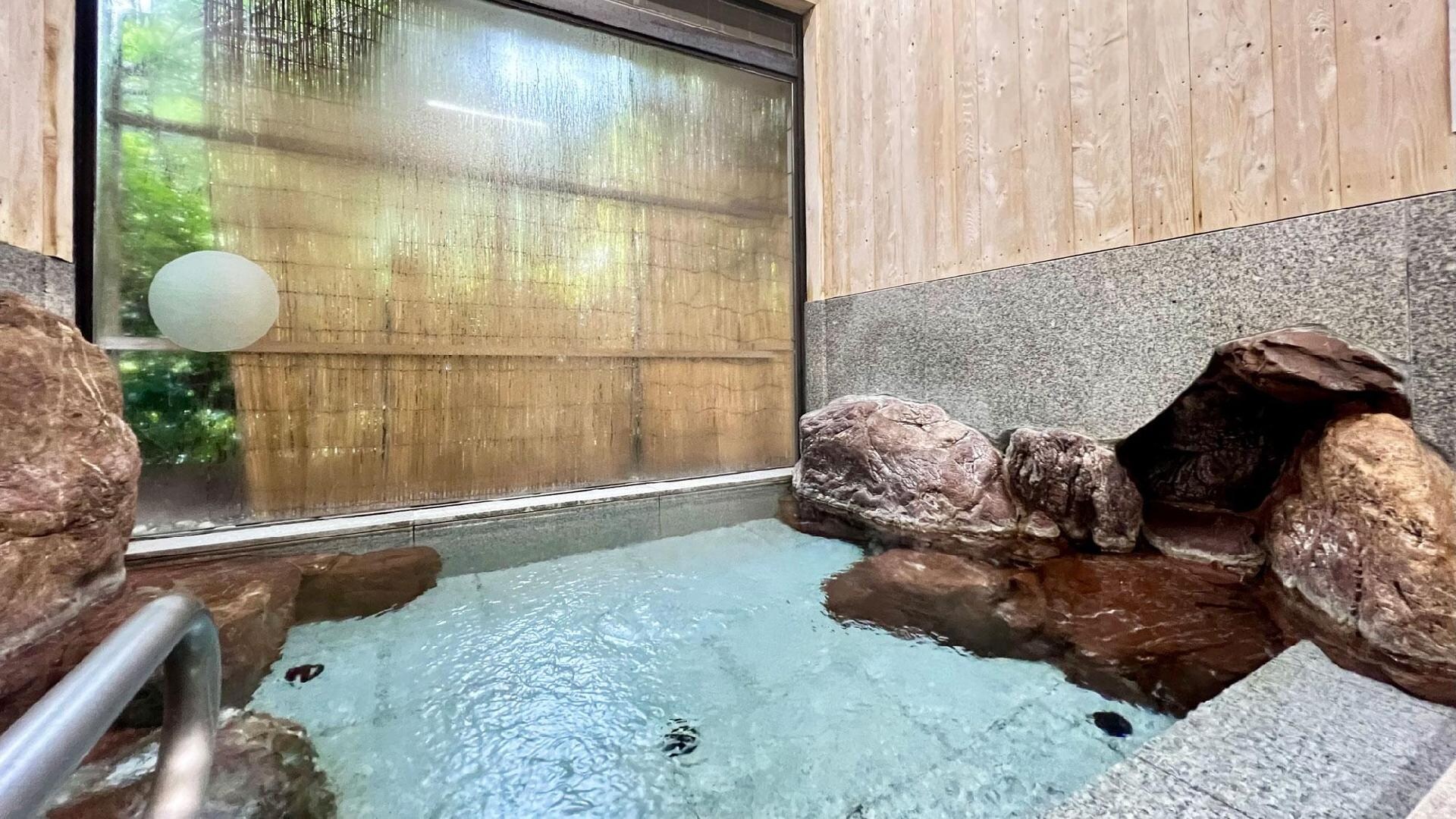 【宝泉坊ロッジ】家族風呂　アップ.jpg