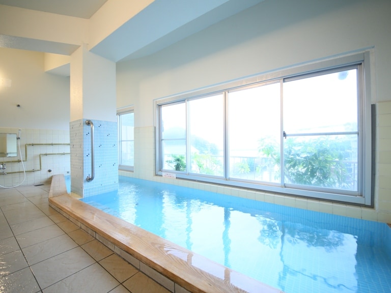 Large communal bath