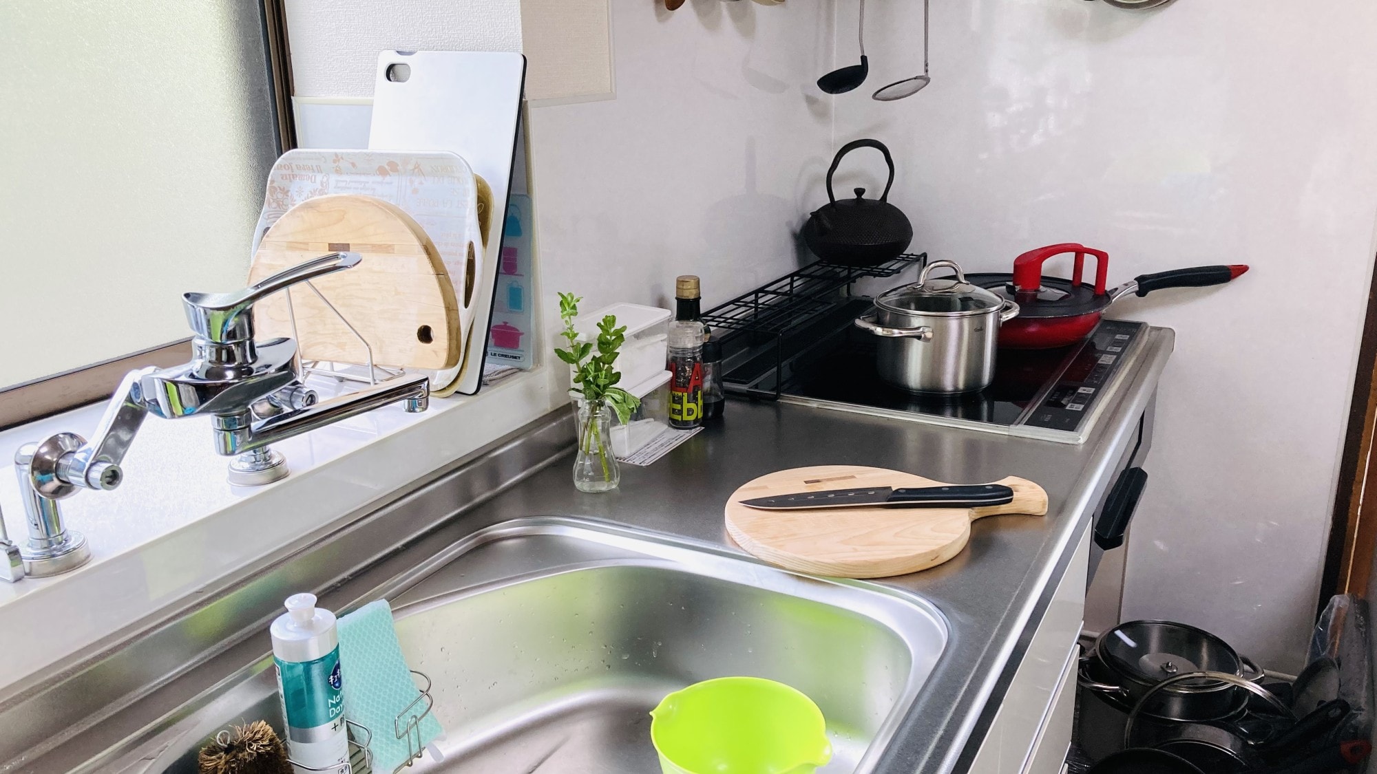 [Cooking utensils (2)] Cooking together with your family or friends is fun!