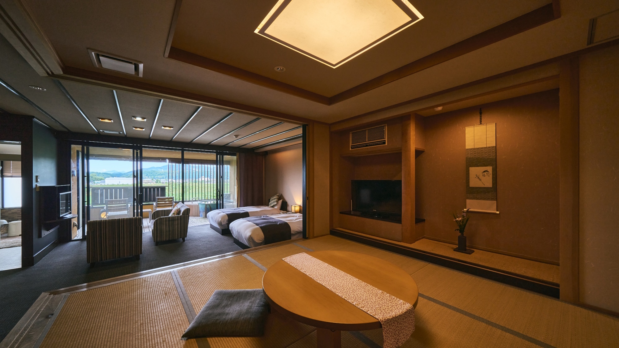 ◆Suikyouan◆ Barrier-free Junior Suite Japanese-Western style room with open-air bath