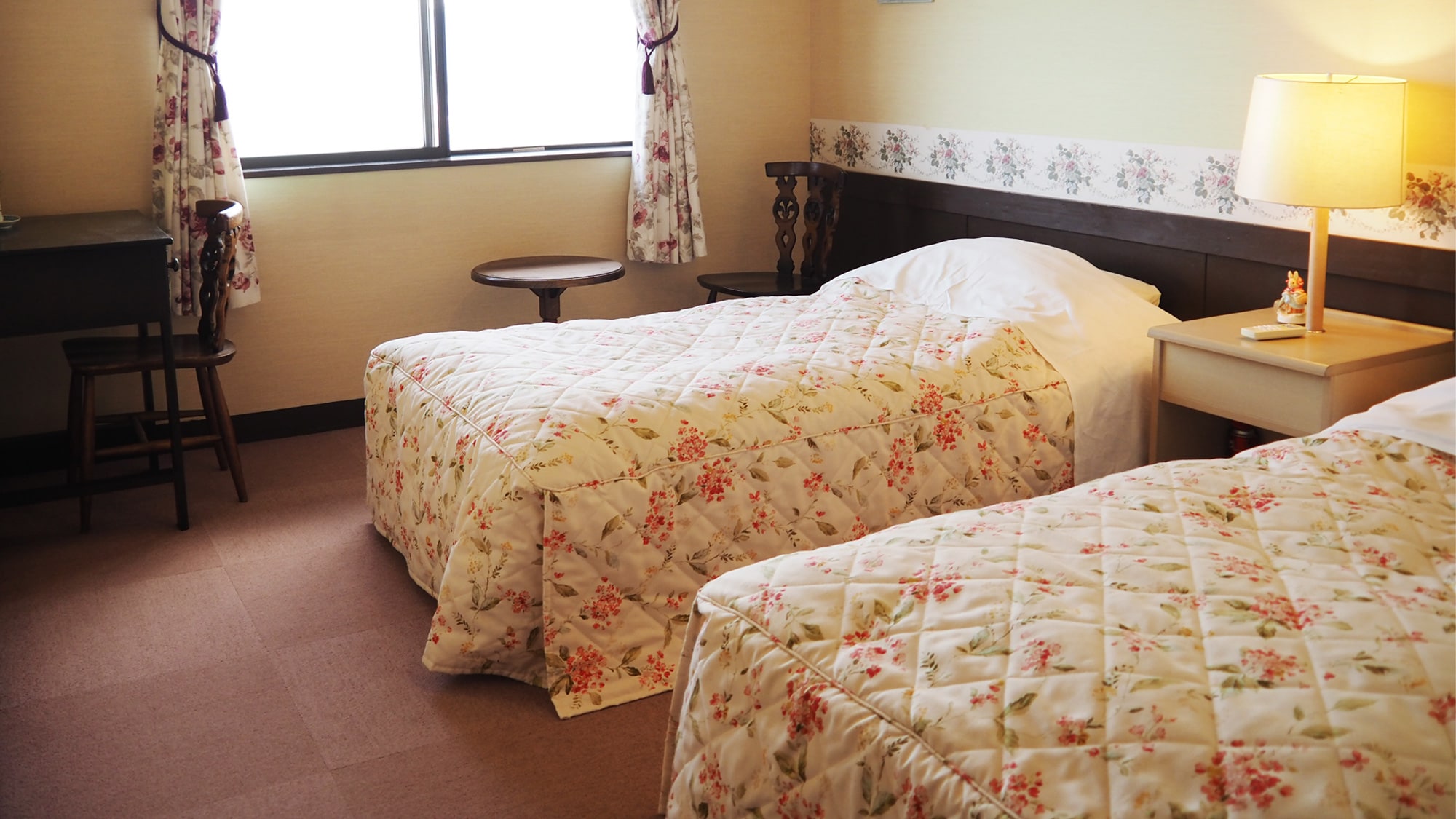 Non-smoking Japanese and Western bedroom