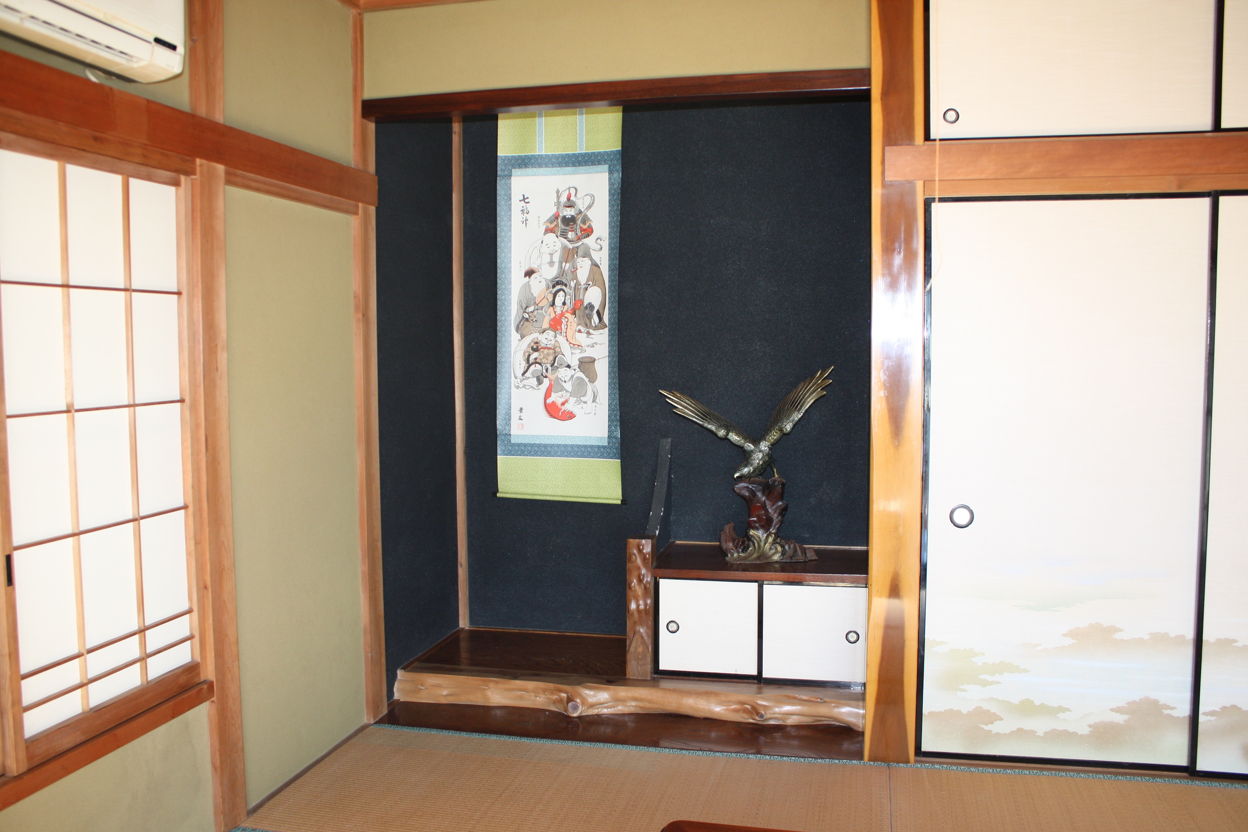 壁間
