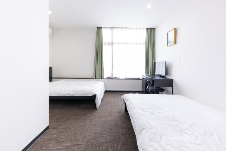 Twin Deluxe Room